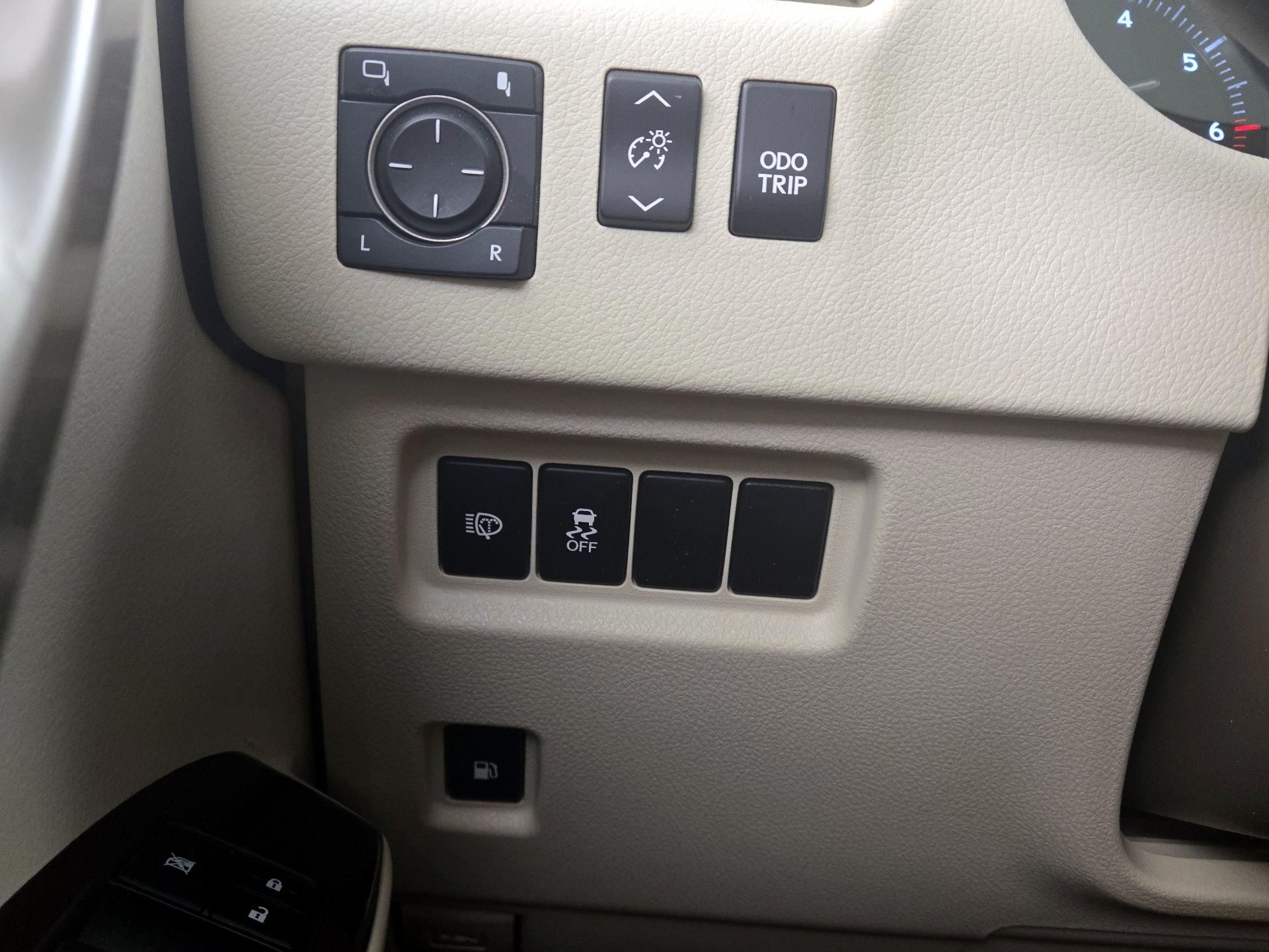 Thumbnail: 2019 Lexus GX - 13