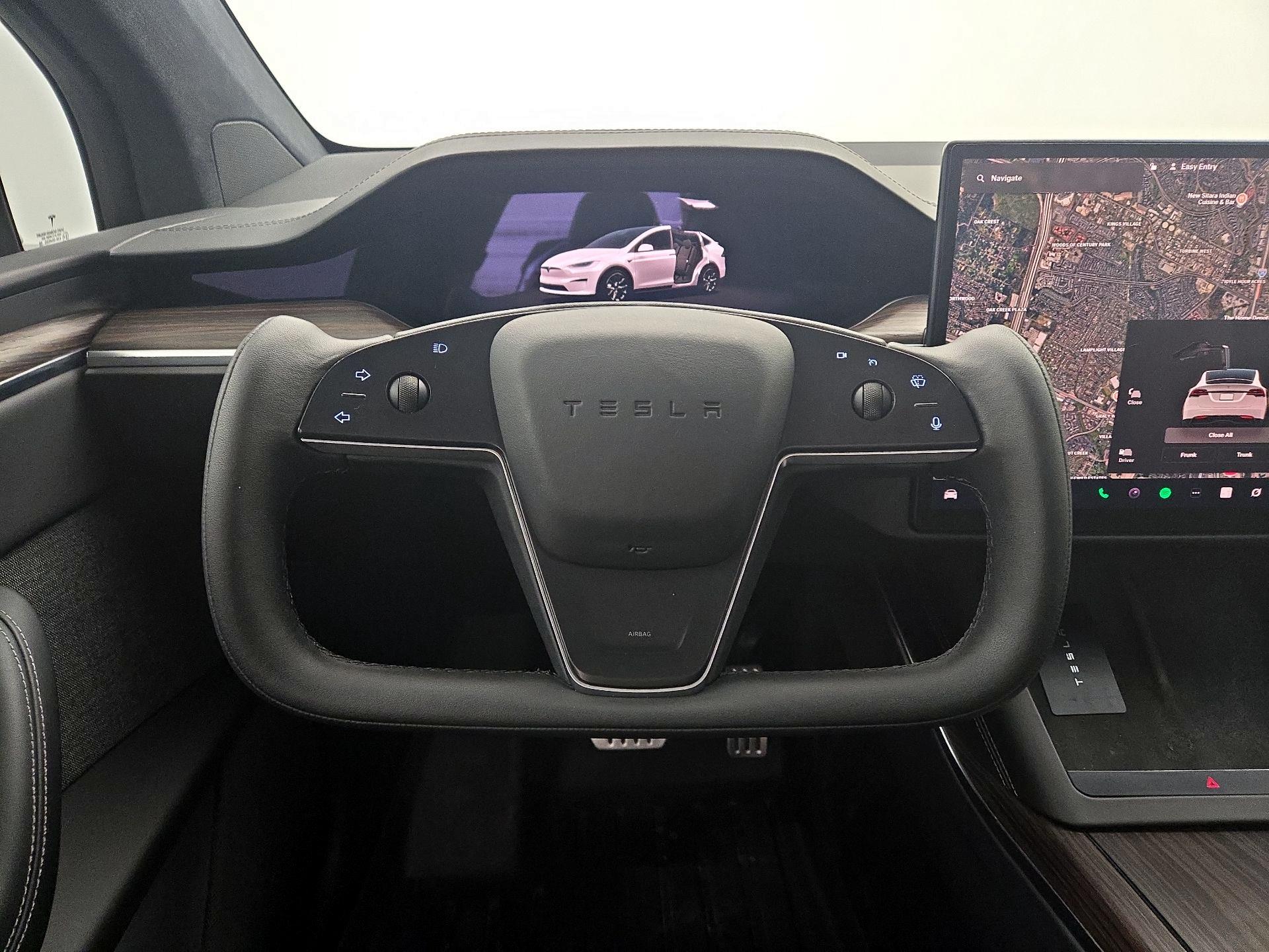 Thumbnail: 2022 Tesla Model X - 10