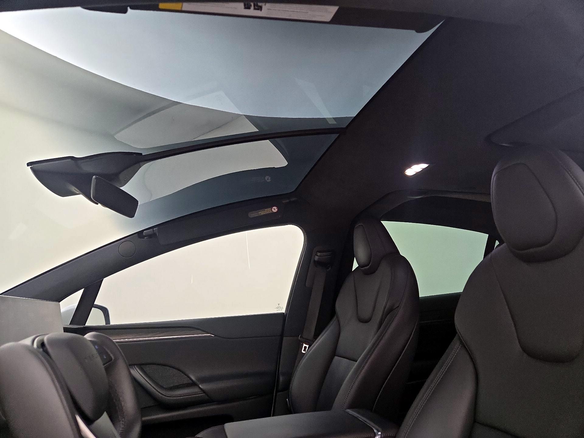 Thumbnail: 2022 Tesla Model X - 18