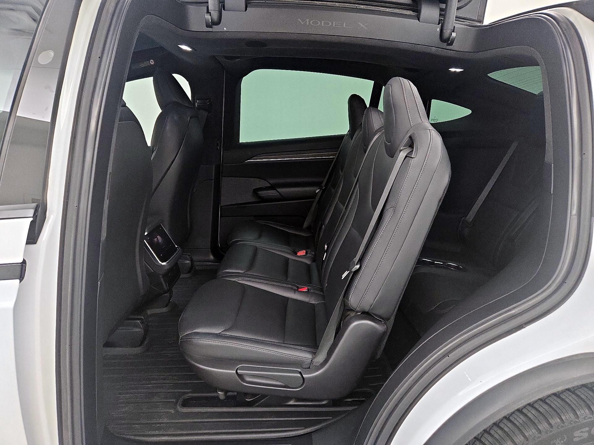 Thumbnail: 2022 Tesla Model X - 19