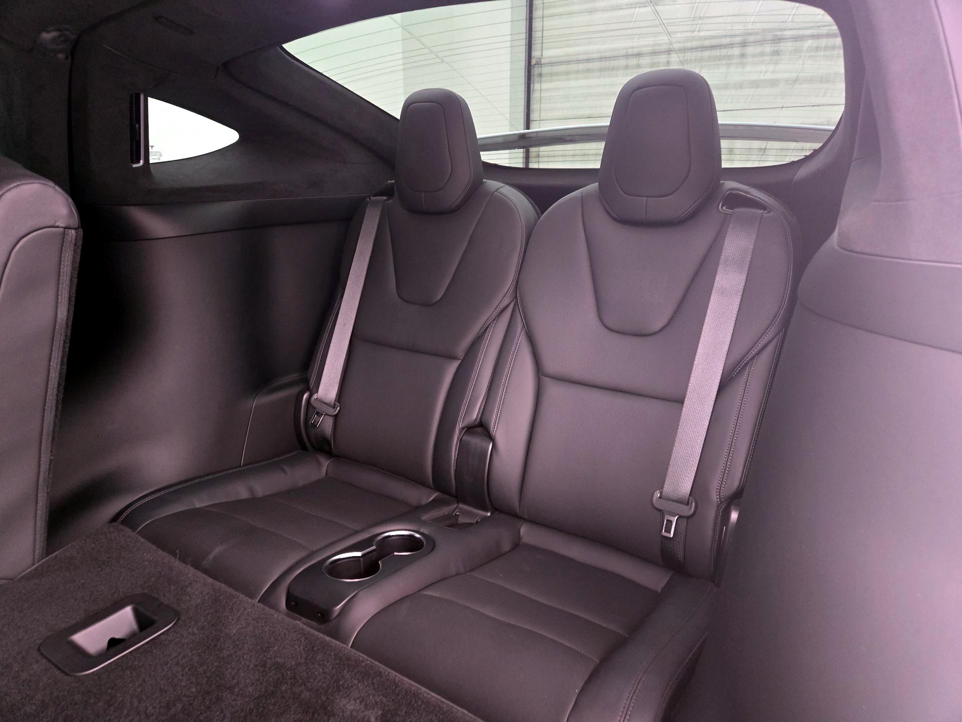 Thumbnail: 2022 Tesla Model X - 20