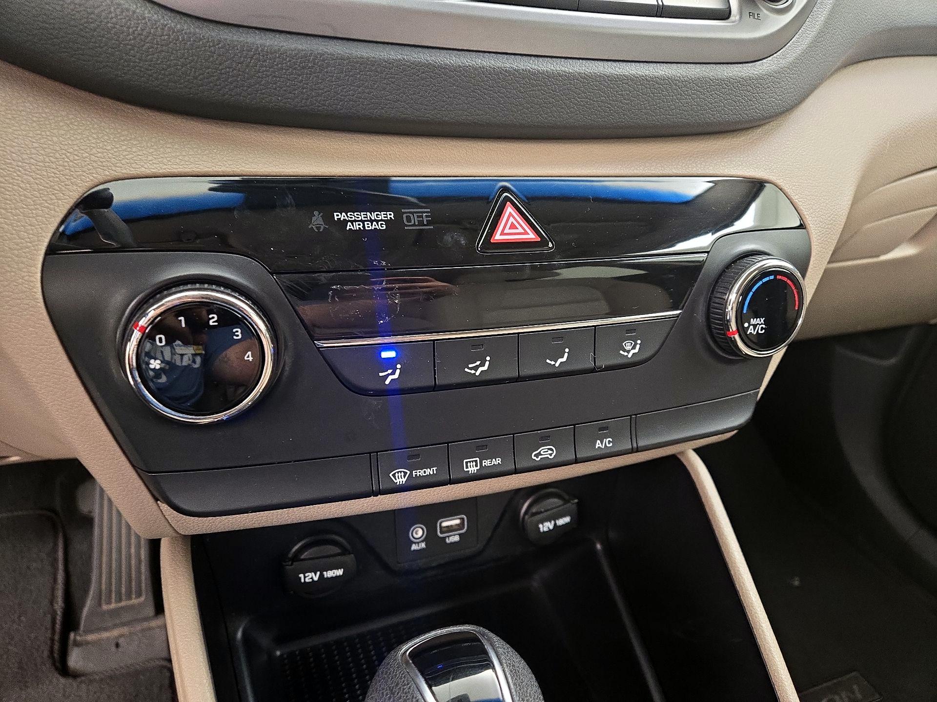 Thumbnail: 2016 Hyundai Tucson - 16