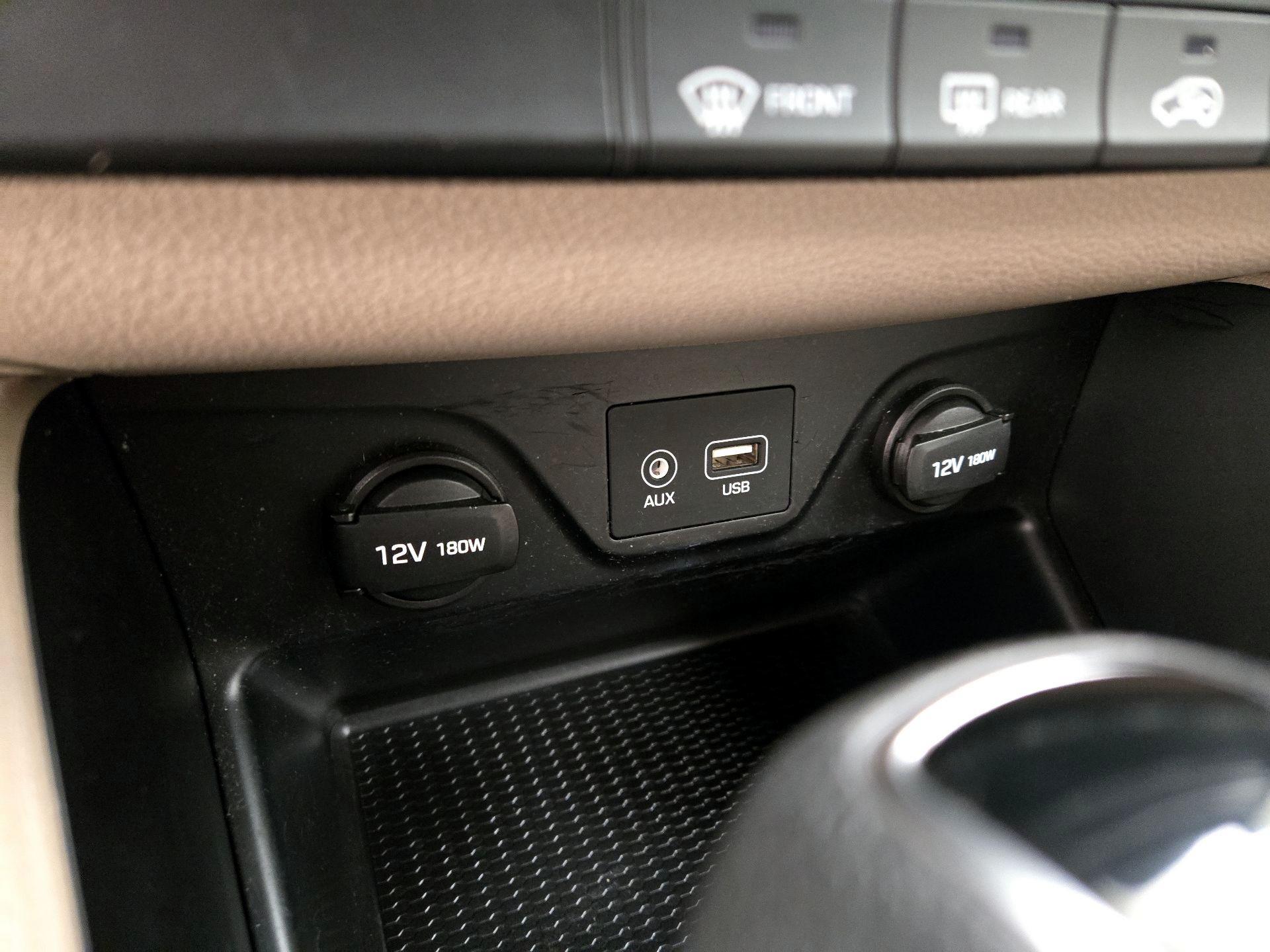 Thumbnail: 2016 Hyundai Tucson - 18