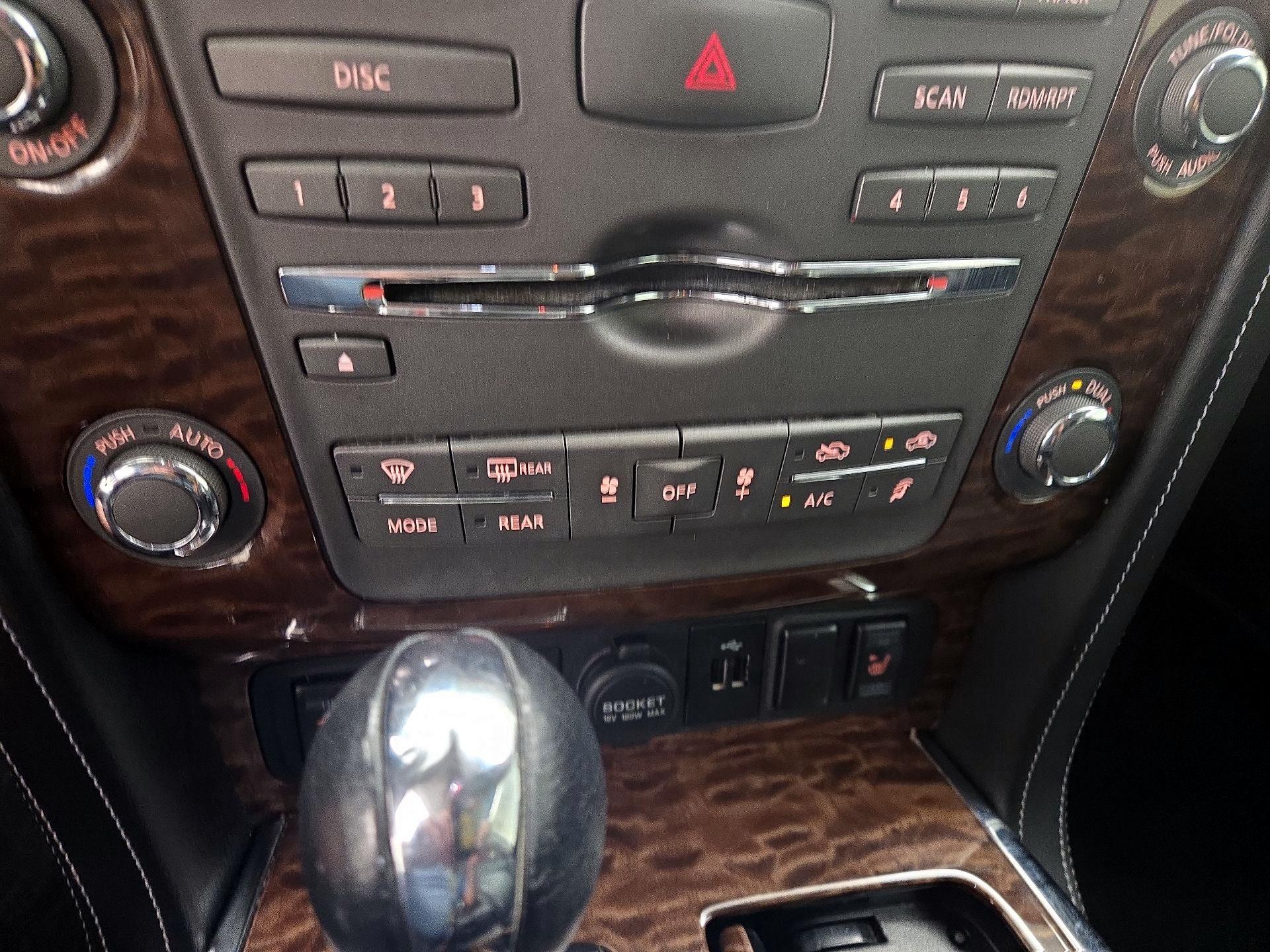 Thumbnail: 2020 Nissan Armada - 17