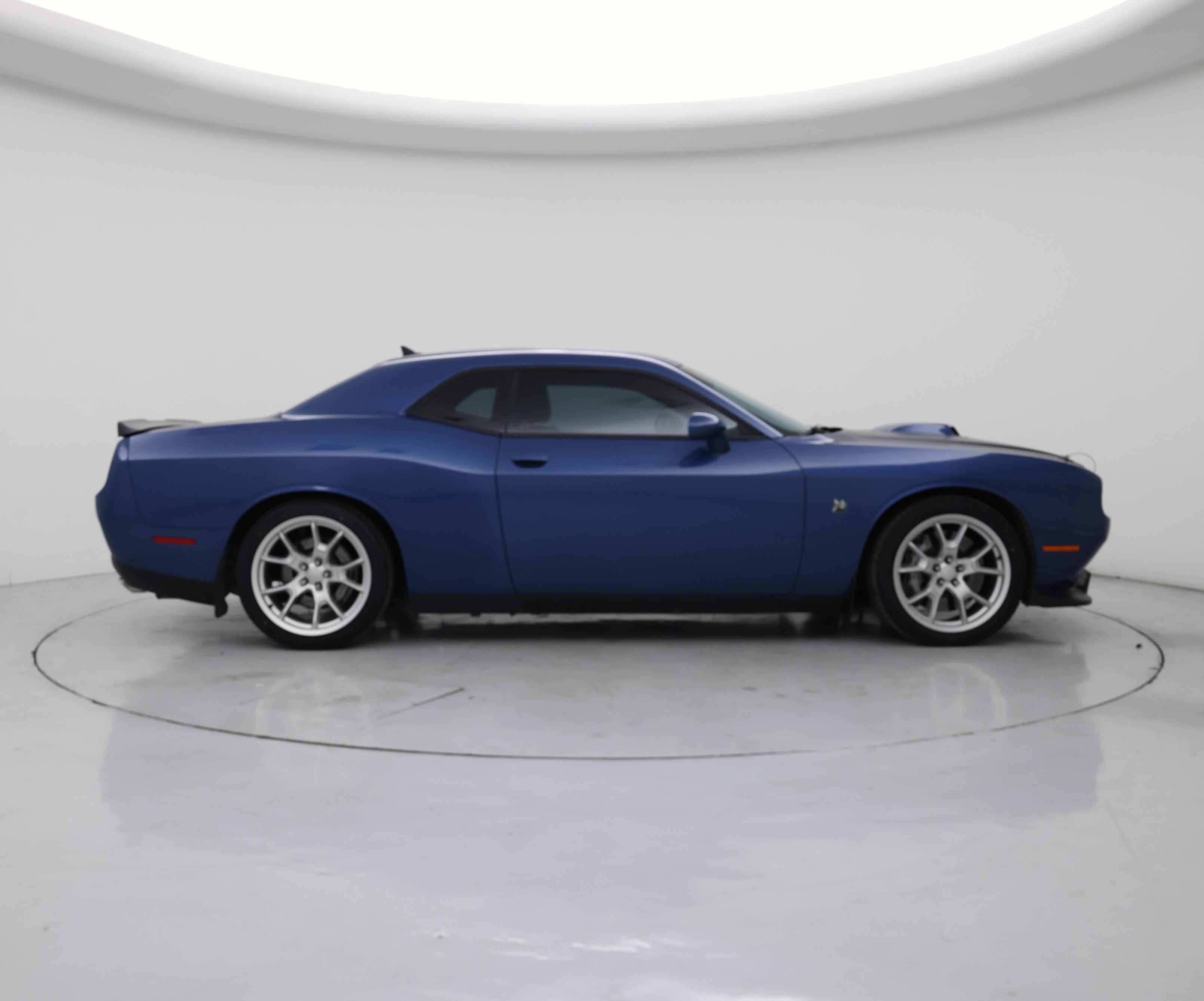 Thumbnail: 2020 Dodge Challenger - 7