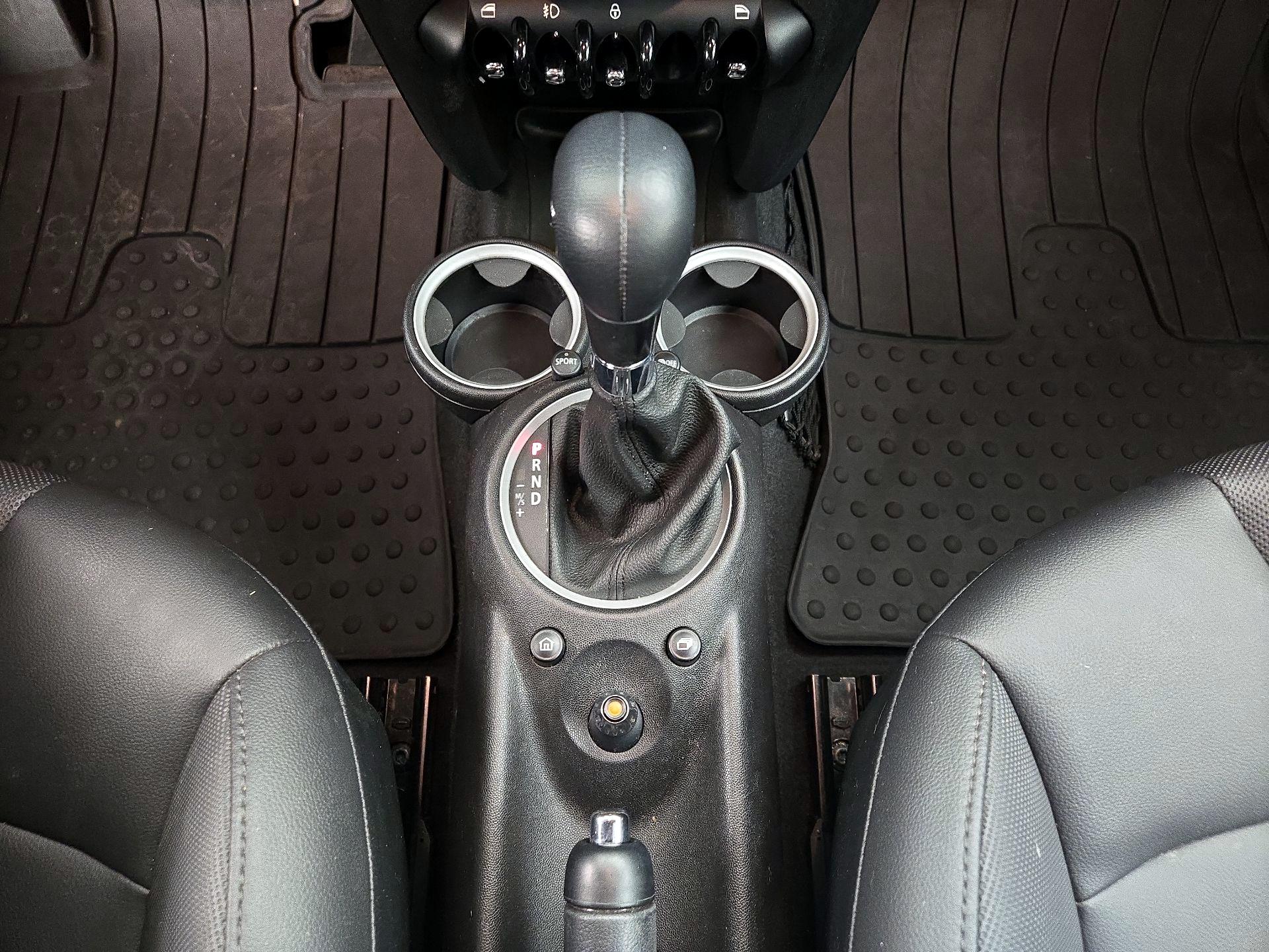 Thumbnail: 2015 MINI Cooper Coupe - 16