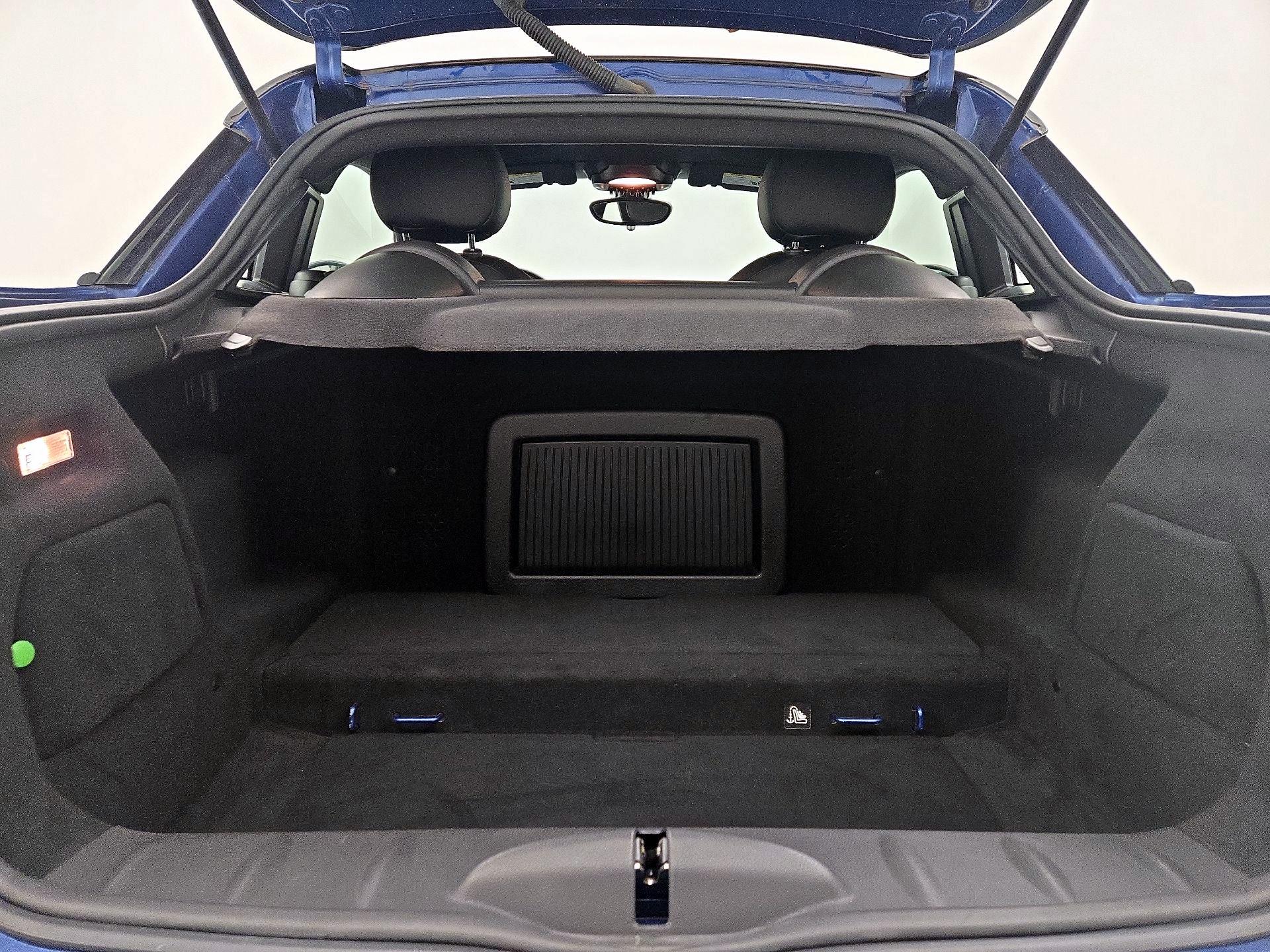 Thumbnail: 2015 MINI Cooper Coupe - 18