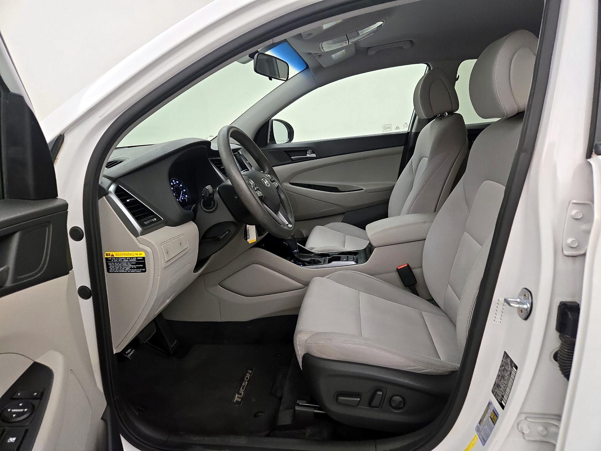 Thumbnail: 2018 Hyundai Tucson - 11