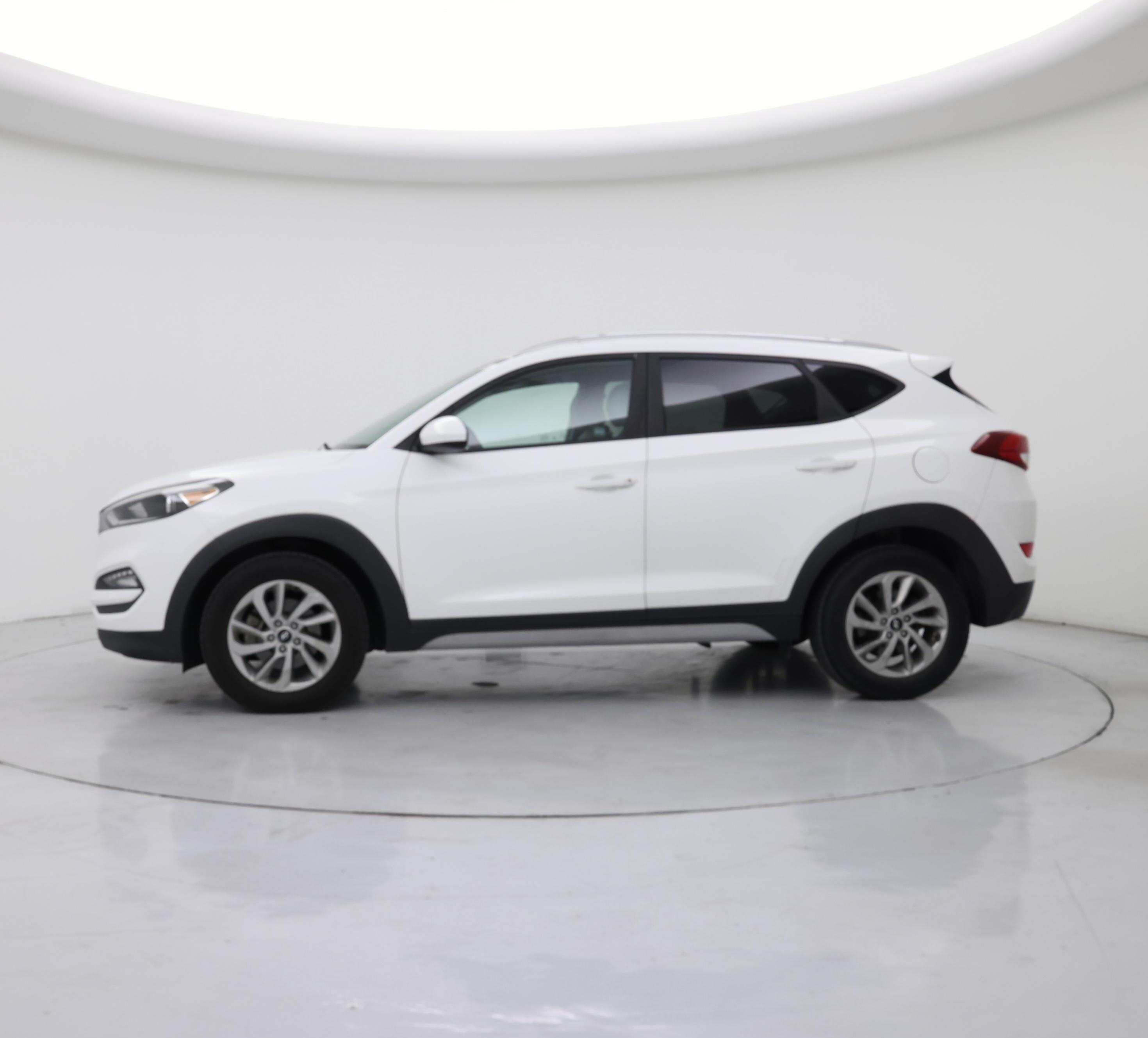 Thumbnail: 2018 Hyundai Tucson - 3