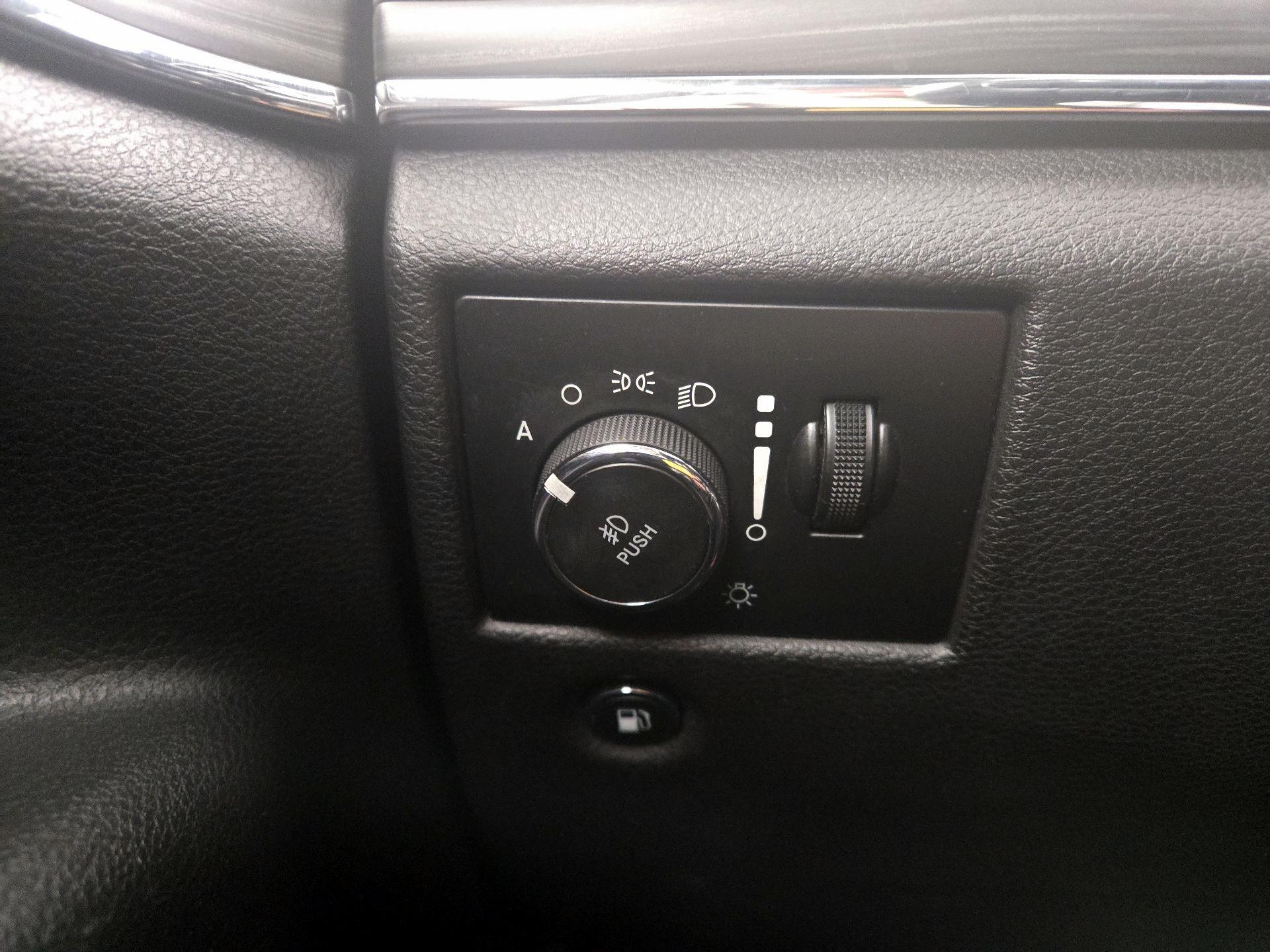 Thumbnail: 2019 Jeep Grand Cherokee - 13