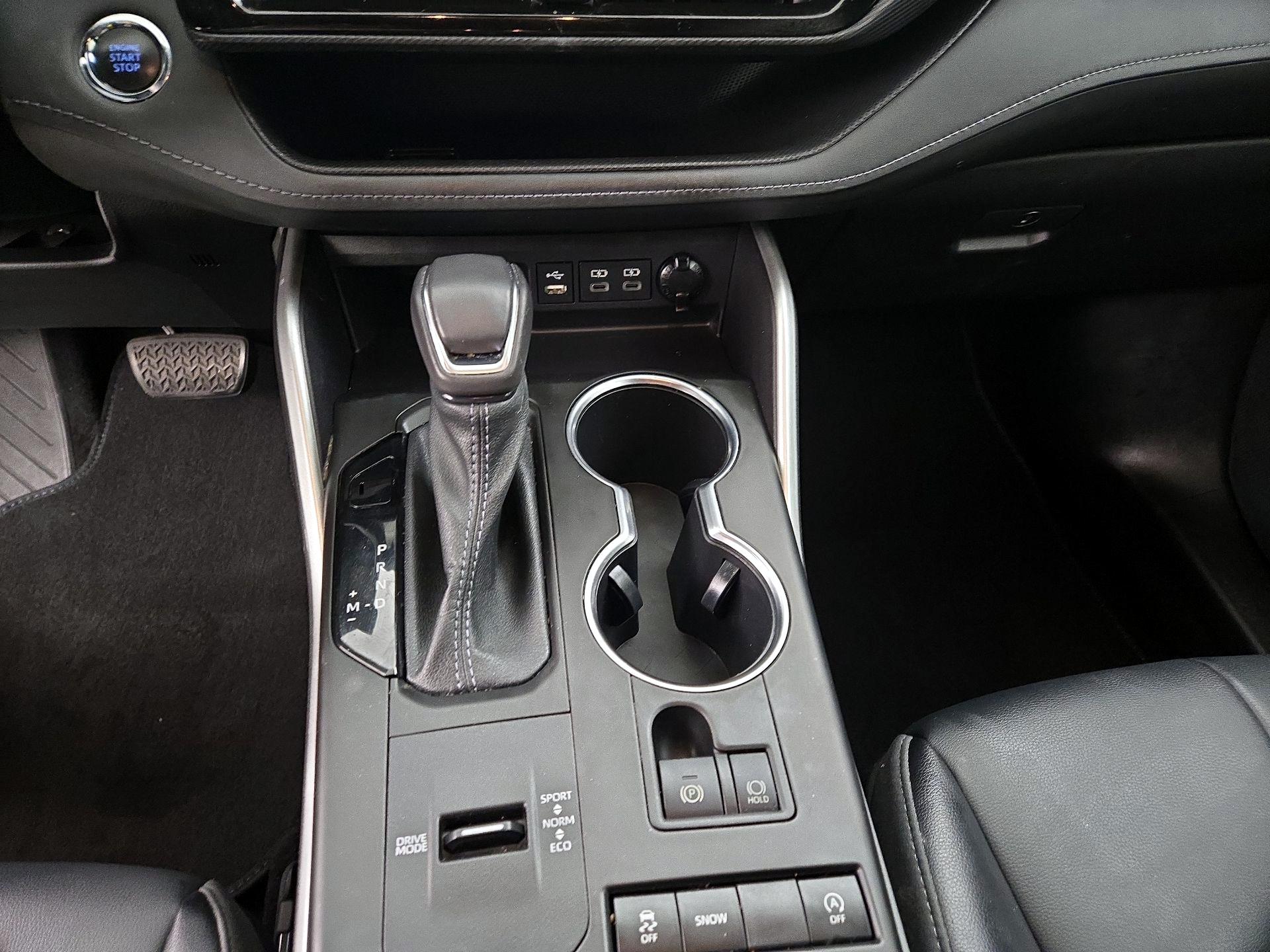 Thumbnail: 2022 Toyota Highlander - 17