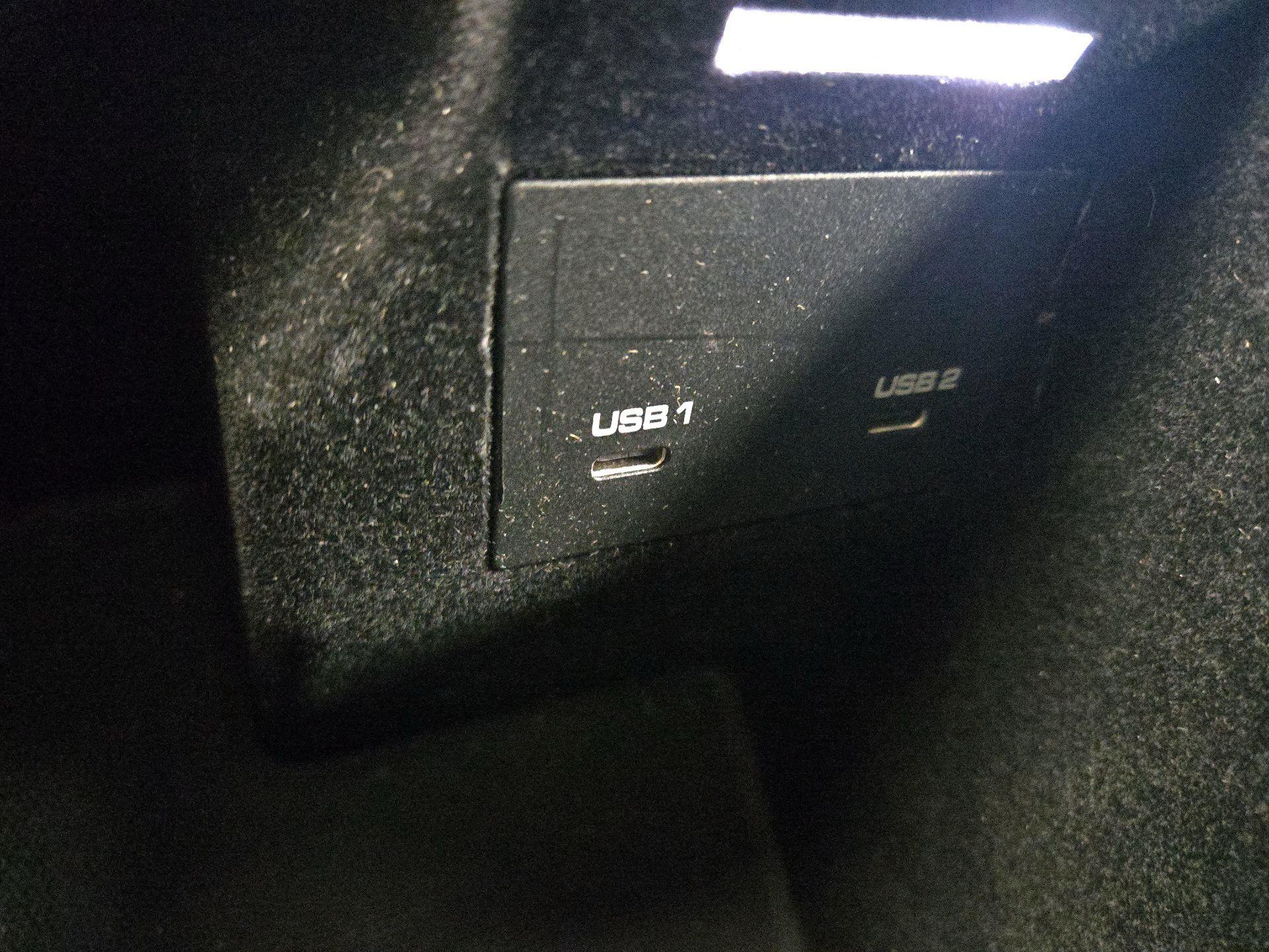 Thumbnail: 2020 Porsche Cayenne - 19