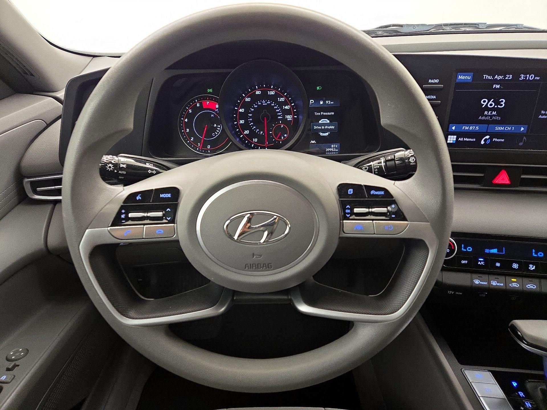 Thumbnail: 2023 Hyundai Elantra - 10