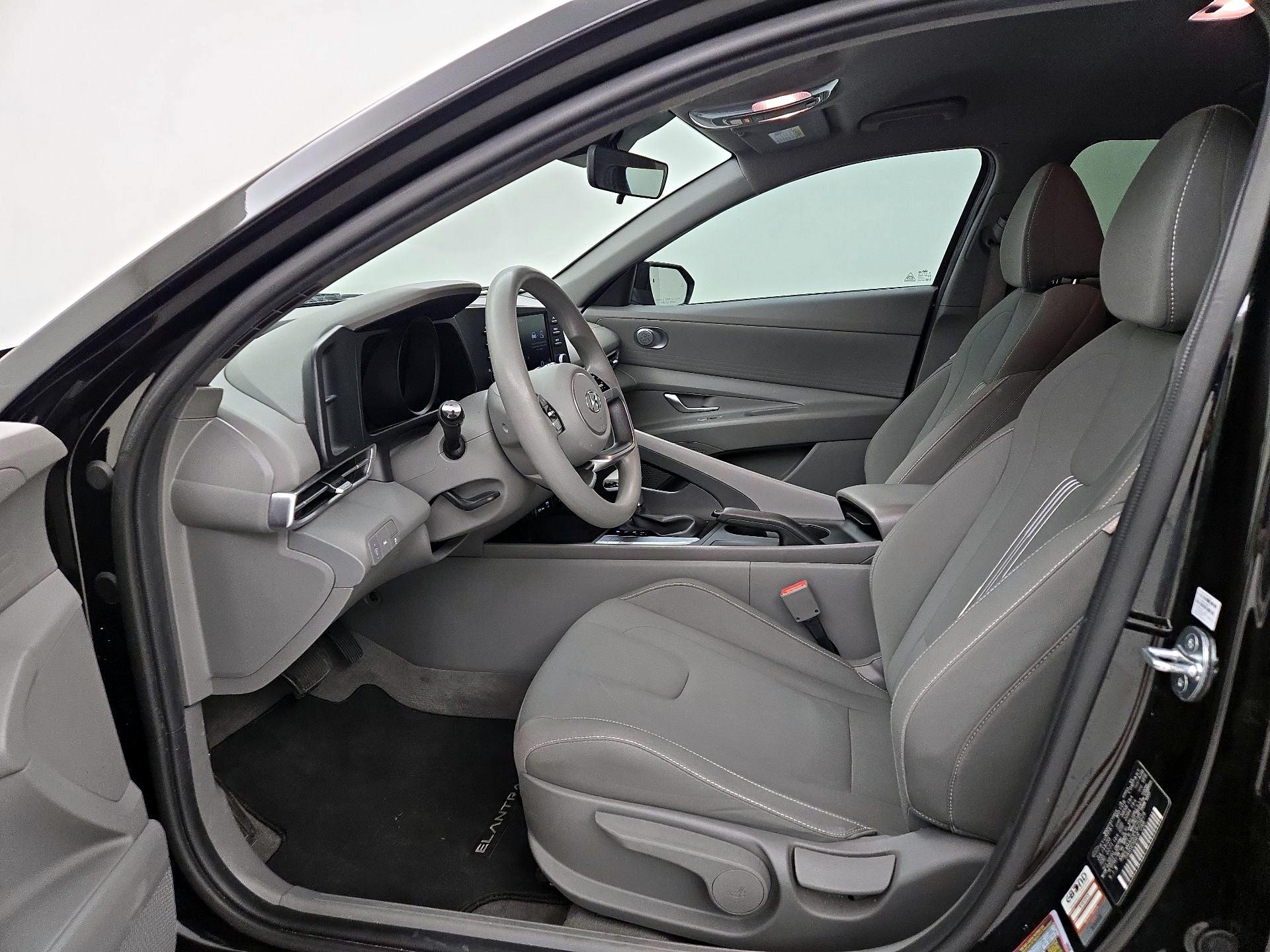 Thumbnail: 2023 Hyundai Elantra - 11