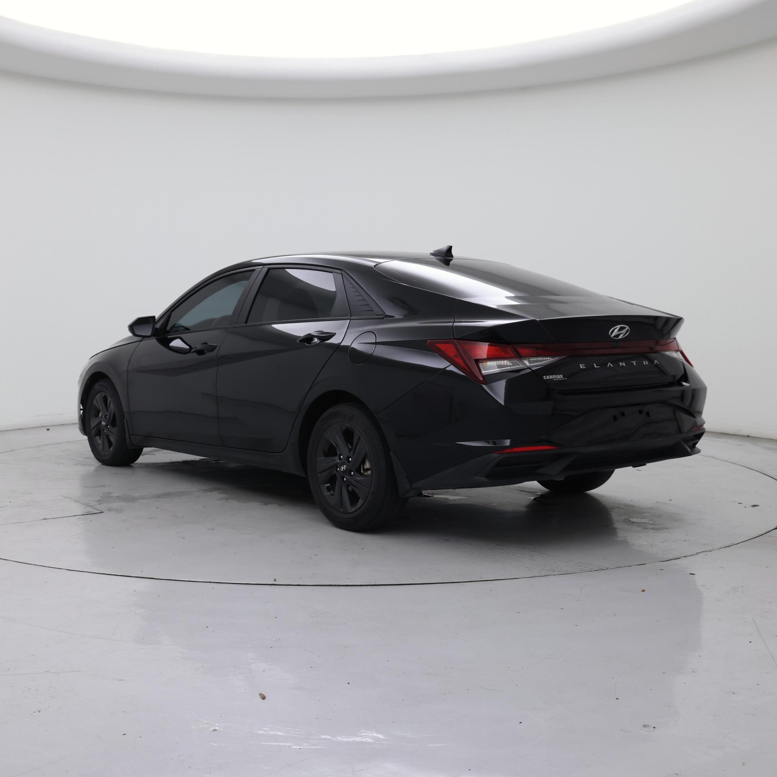 Thumbnail: 2023 Hyundai Elantra - 2