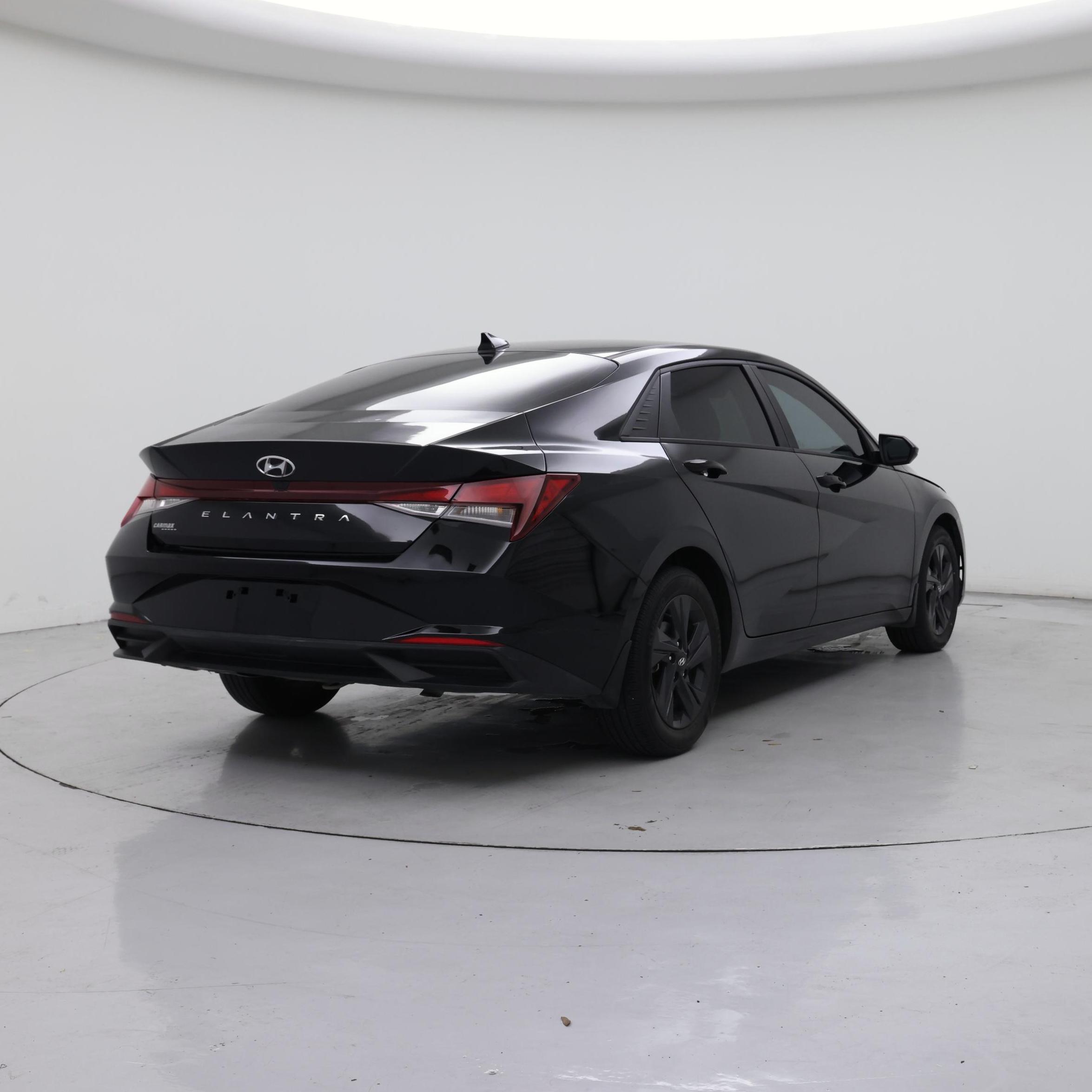 Thumbnail: 2023 Hyundai Elantra - 8
