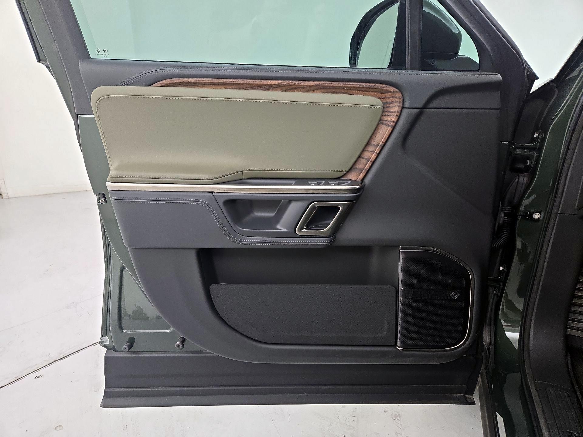 Thumbnail: 2023 Rivian R1T - 12