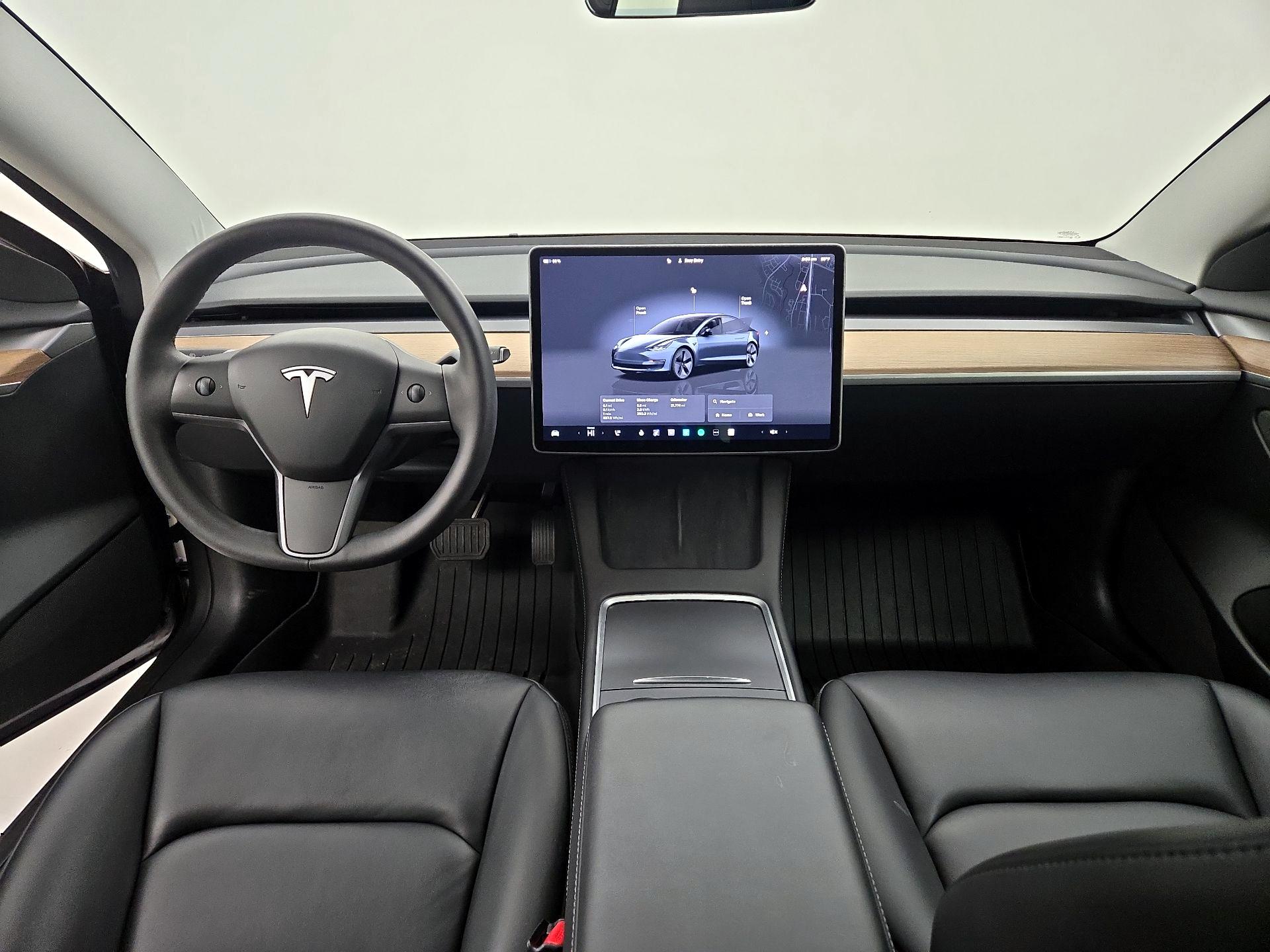 Thumbnail: 2023 Tesla Model 3 - 9