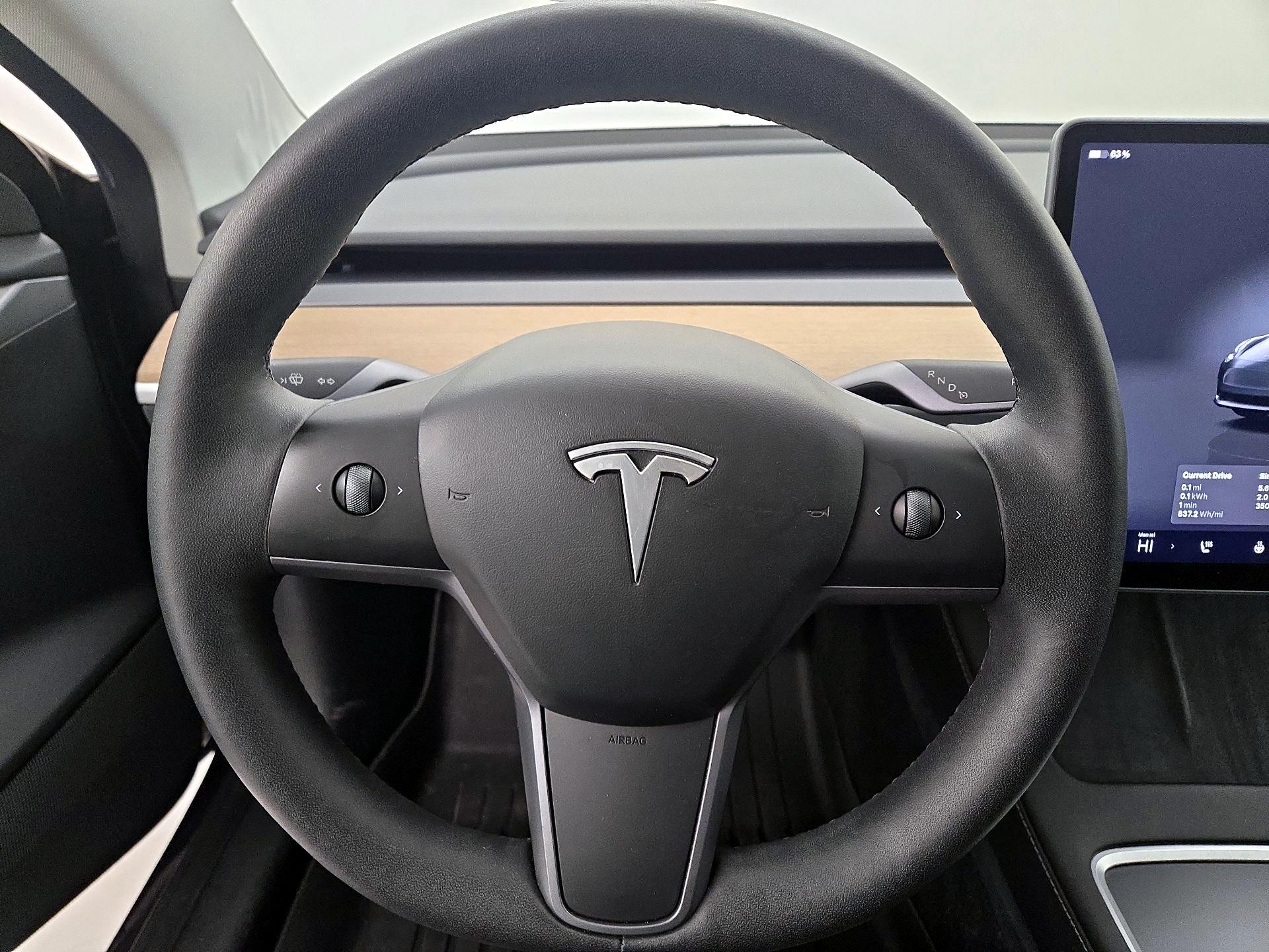 Thumbnail: 2023 Tesla Model 3 - 10