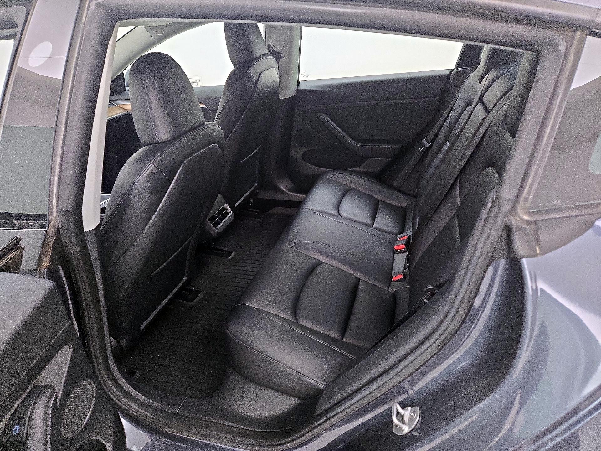 Thumbnail: 2023 Tesla Model 3 - 20