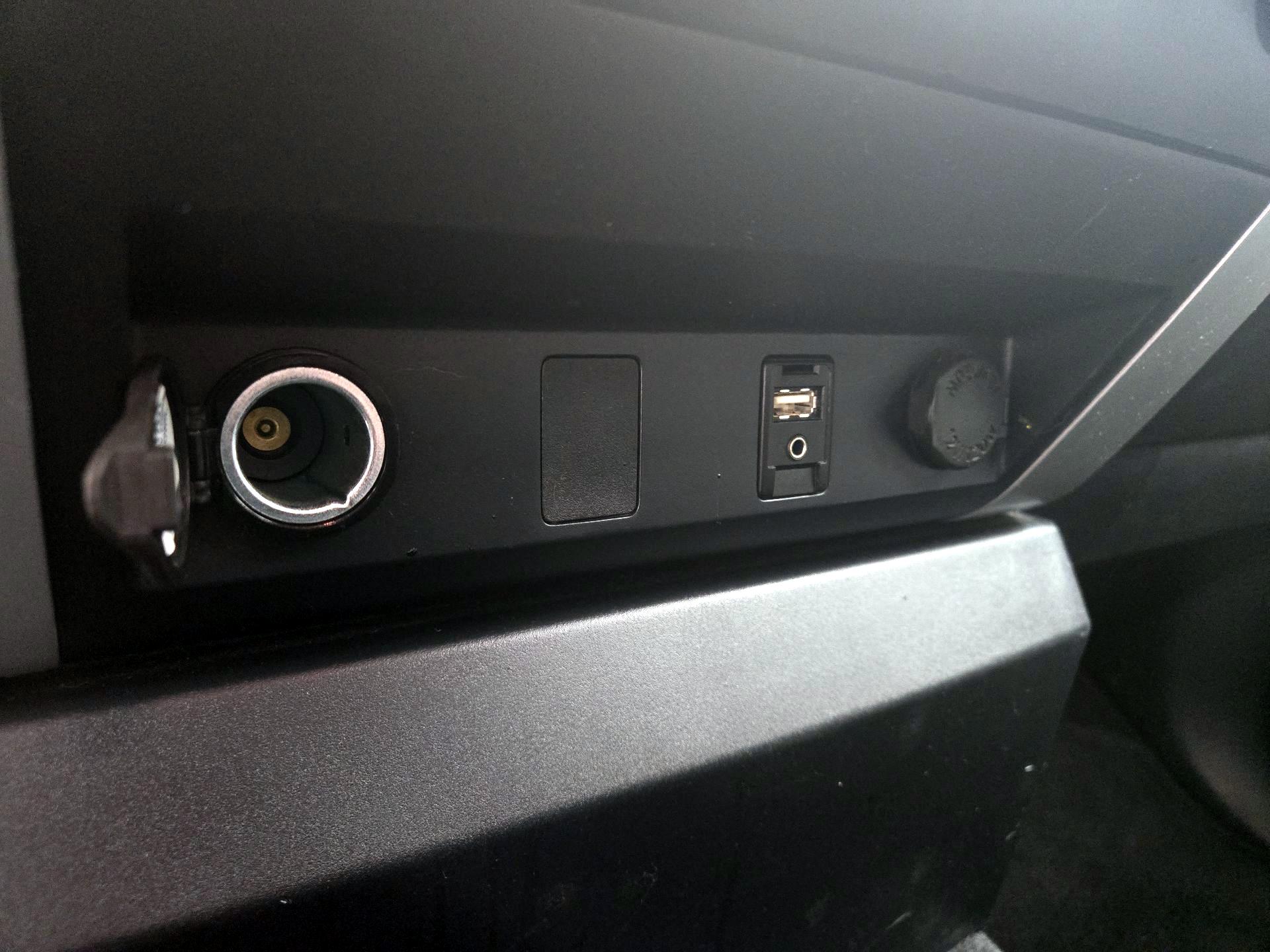 Thumbnail: 2017 Toyota Tundra - 19