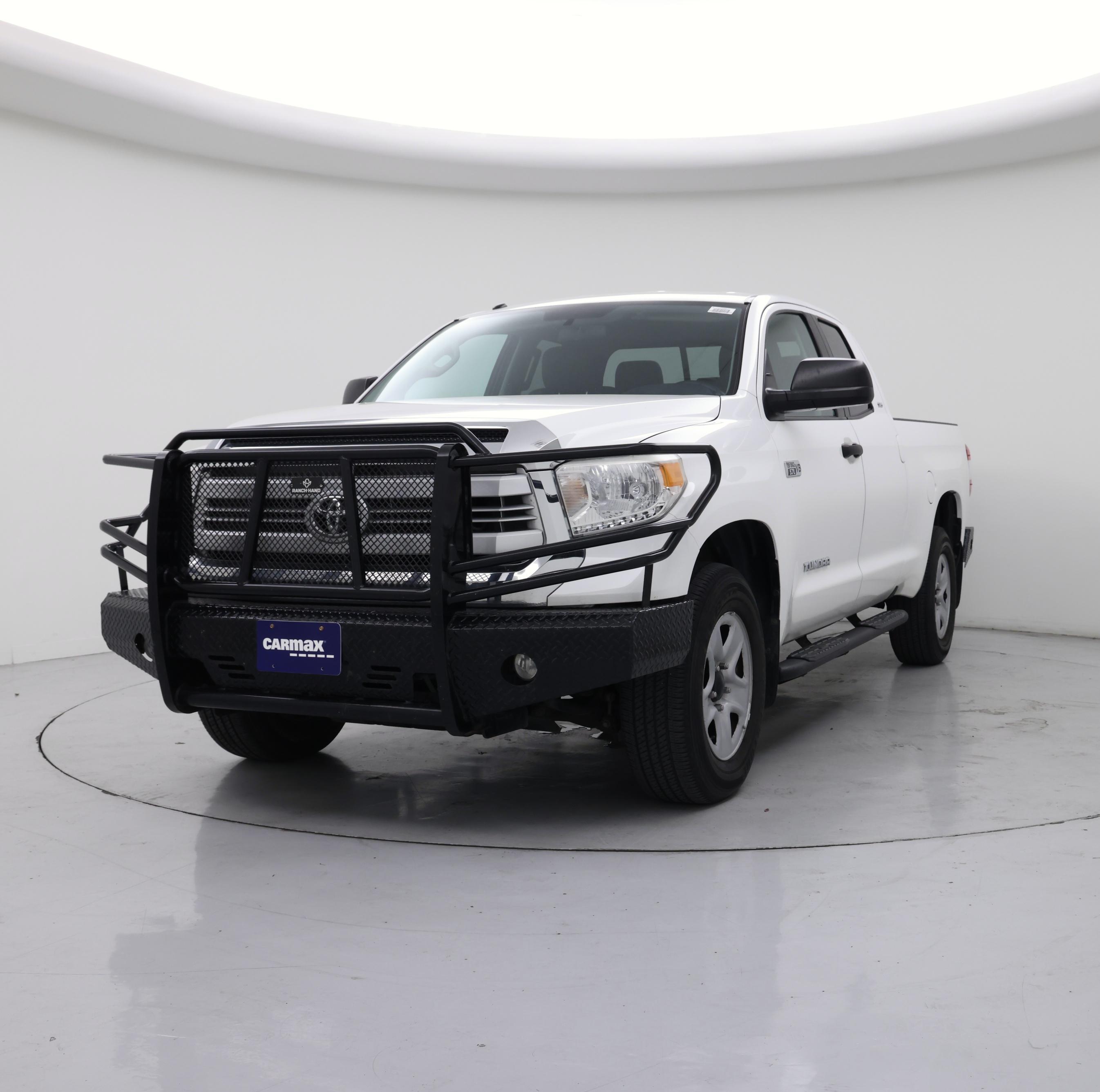 Thumbnail: 2017 Toyota Tundra - 4