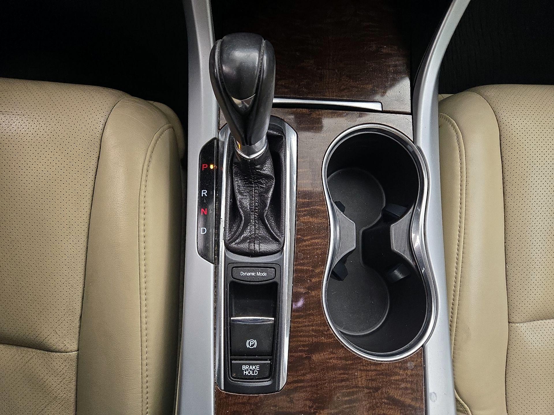 Thumbnail: 2019 Acura TLX - 17