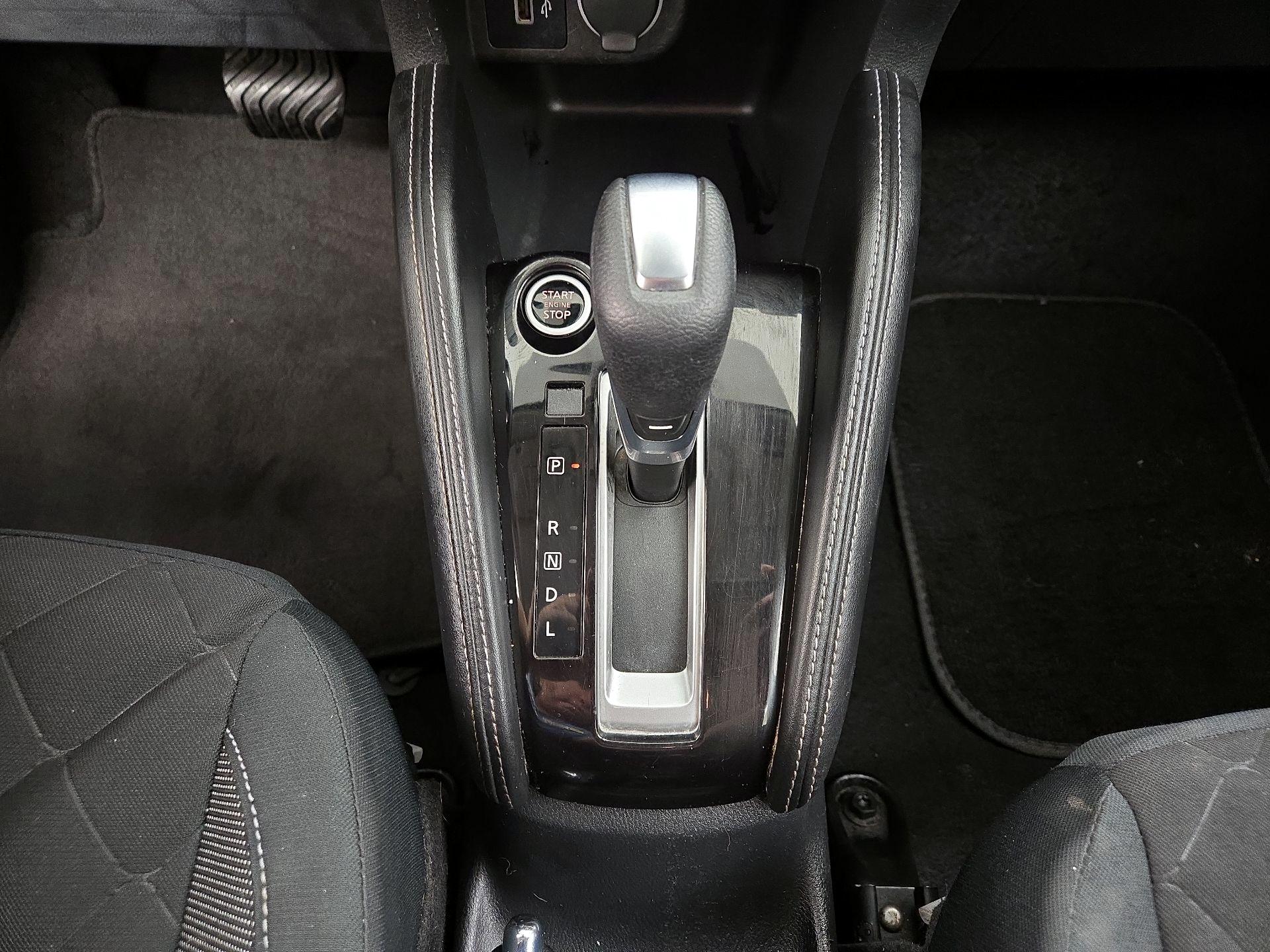 Thumbnail: 2020 Nissan Kicks - 17