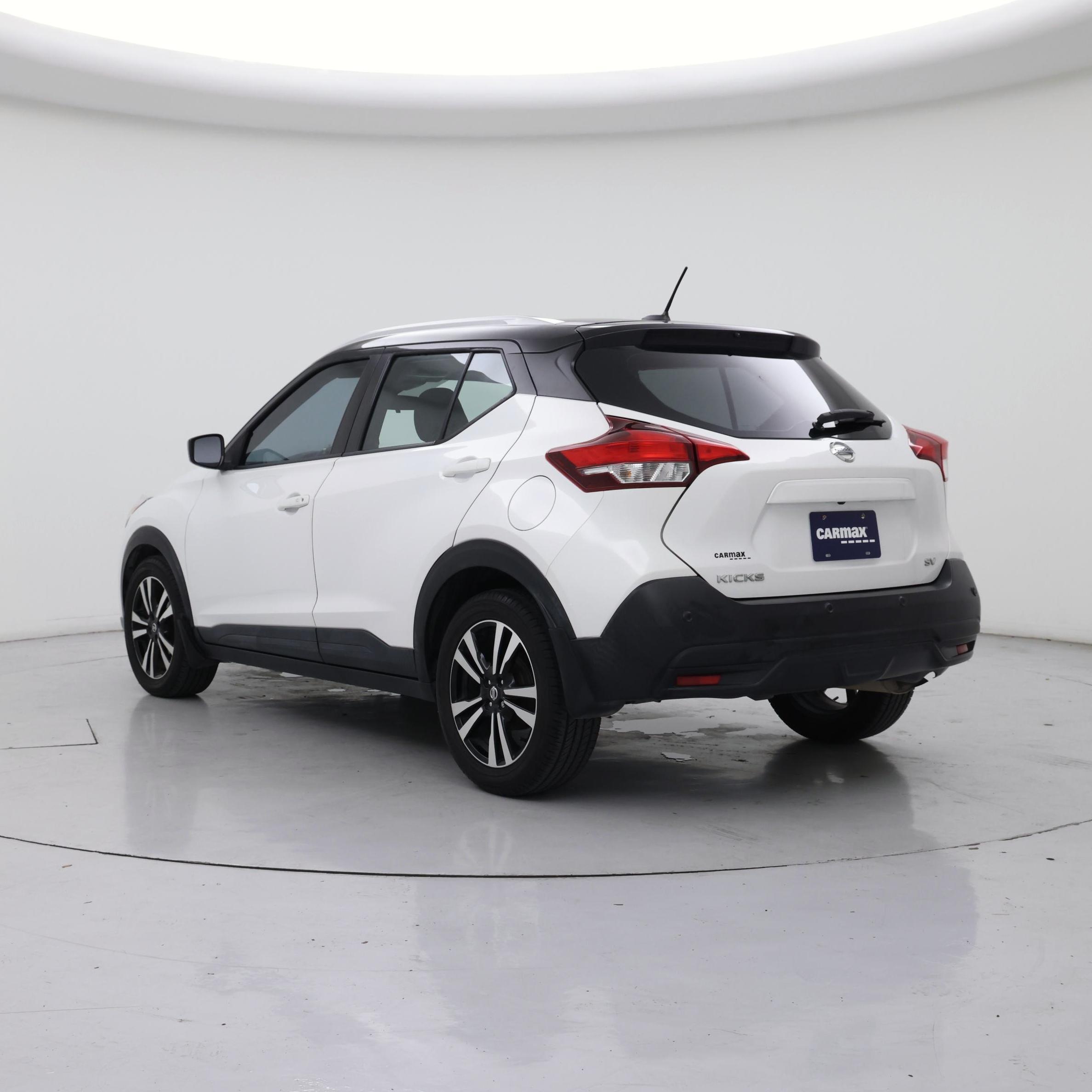 Thumbnail: 2020 Nissan Kicks - 2