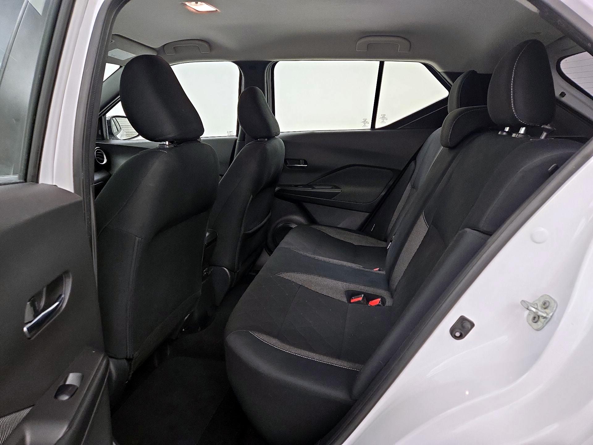 Thumbnail: 2020 Nissan Kicks - 19