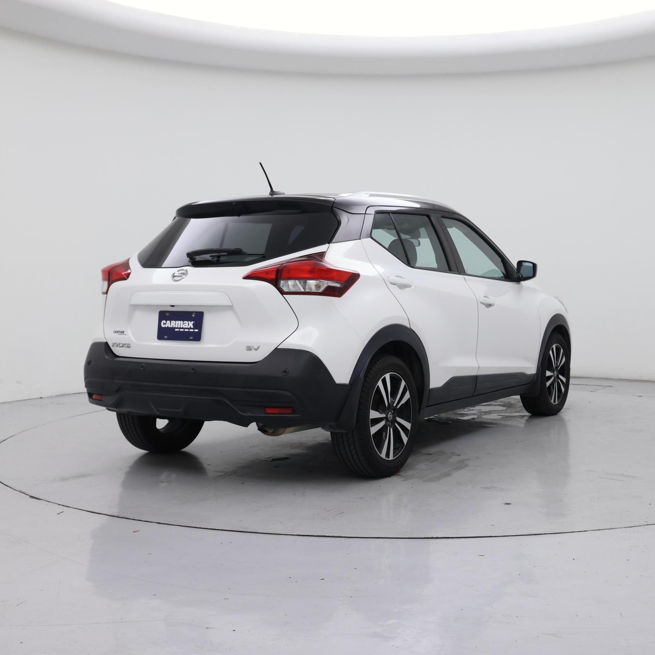 Thumbnail: 2020 Nissan Kicks - 8