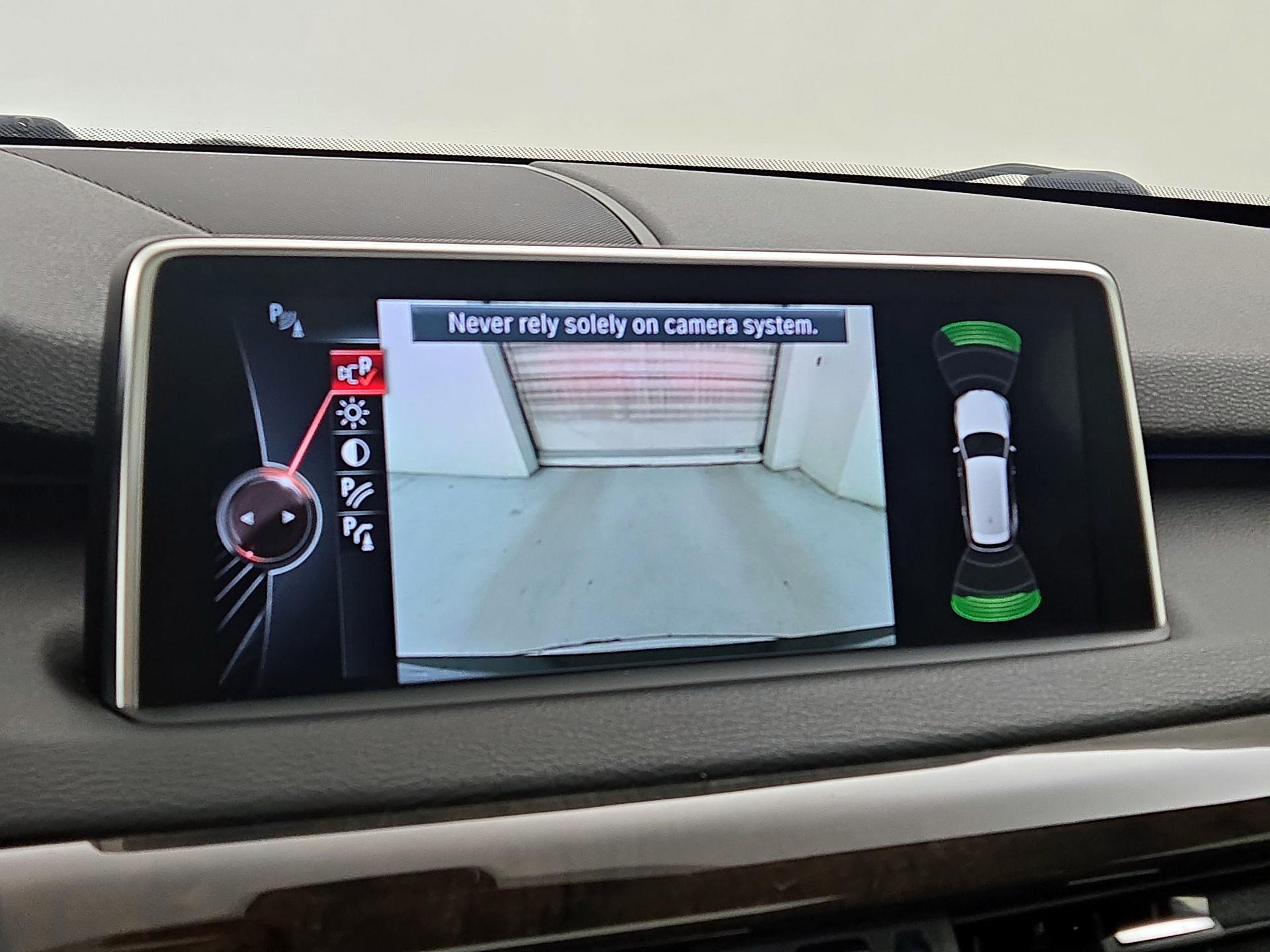 Thumbnail: 2016 BMW X5 - 15