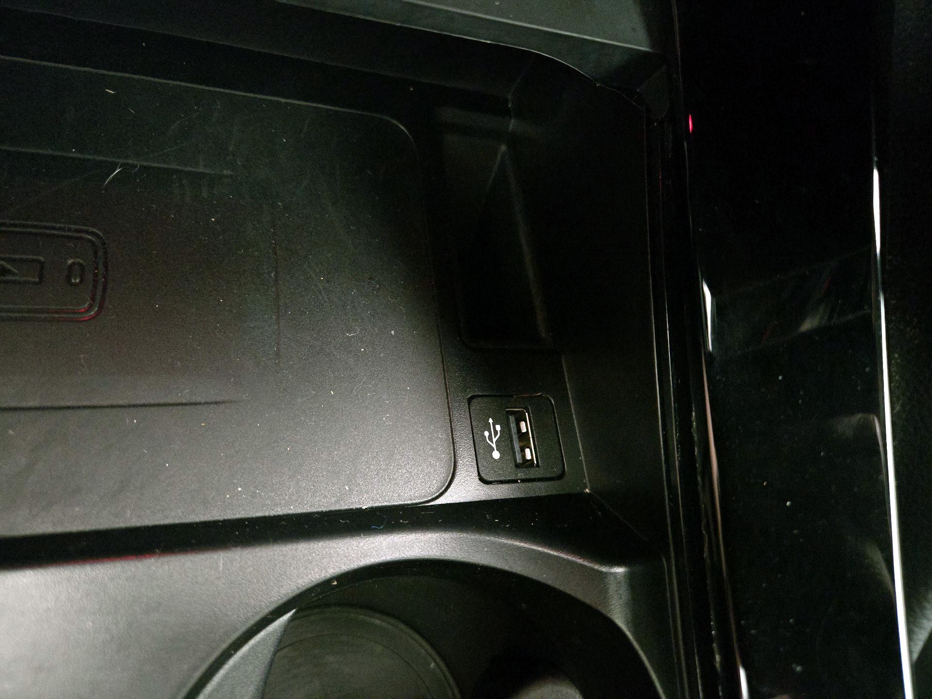 Thumbnail: 2023 BMW X4 - 19