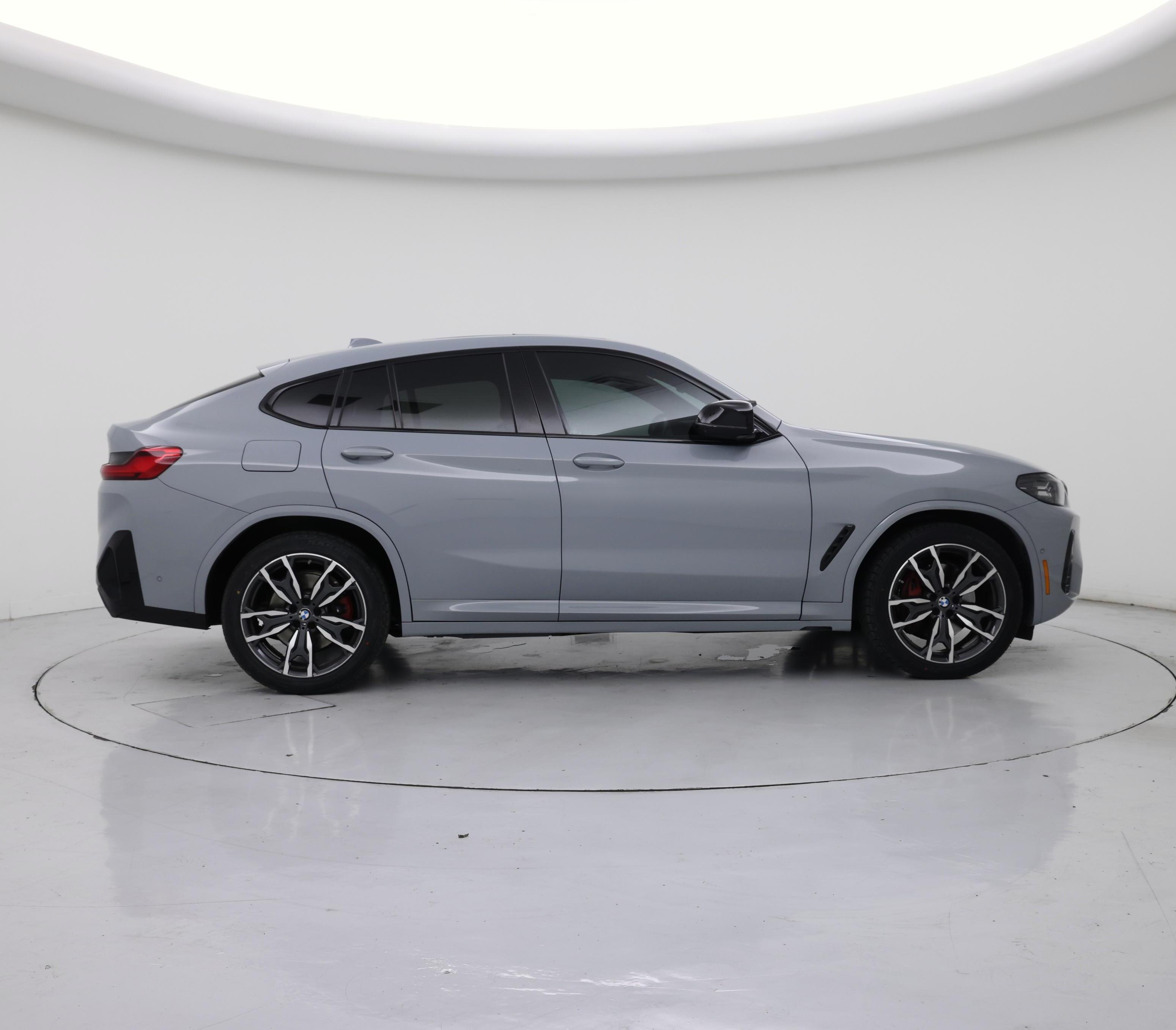 Thumbnail: 2023 BMW X4 - 7
