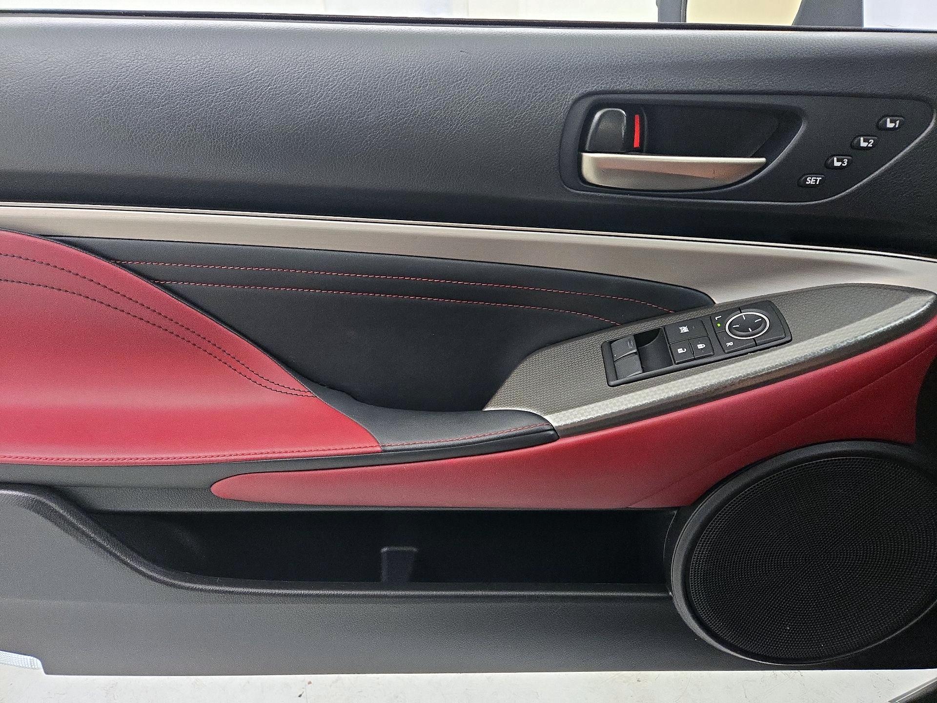 Thumbnail: 2018 Lexus RC - 12