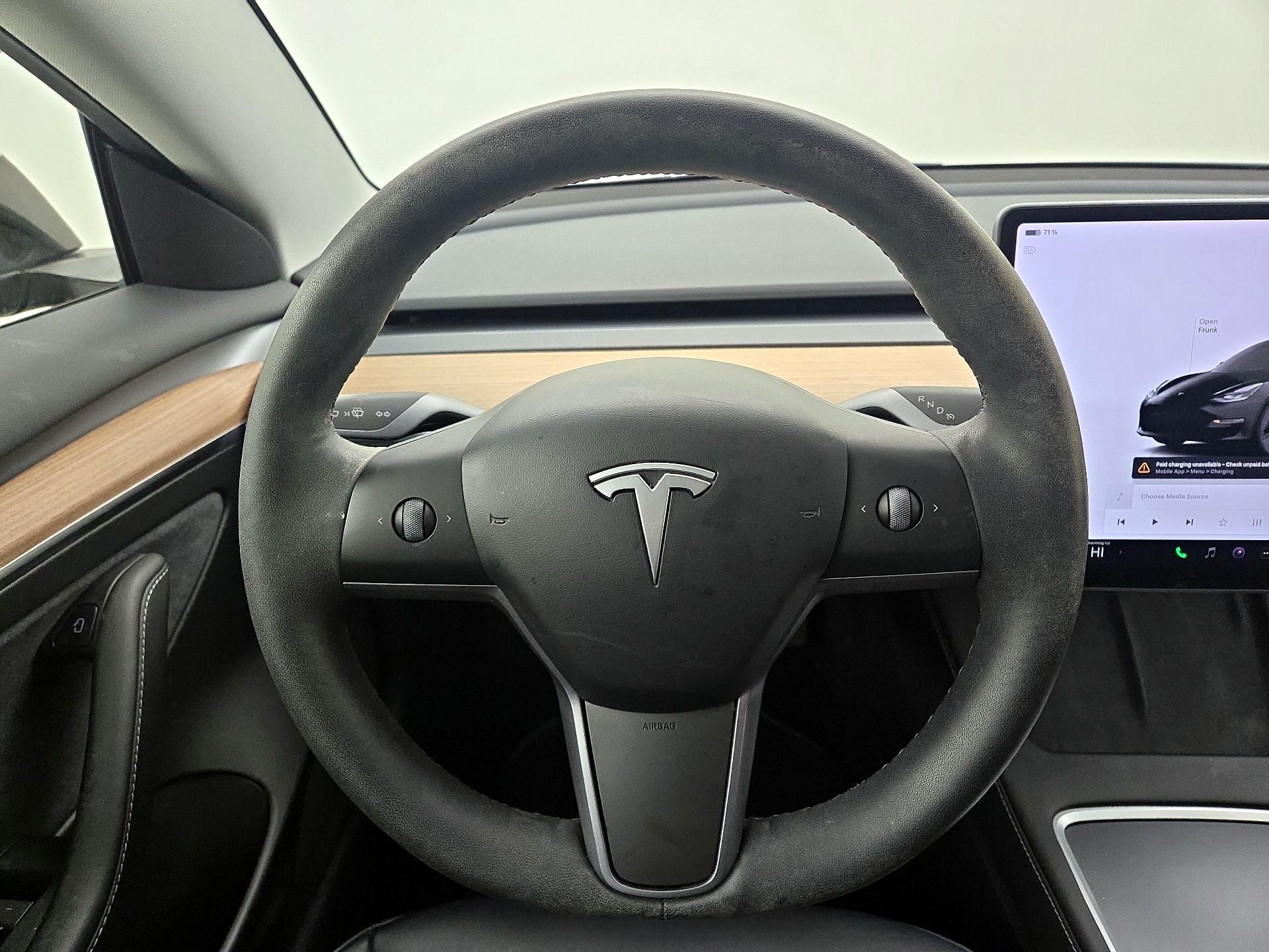 Thumbnail: 2023 Tesla Model 3 - 10