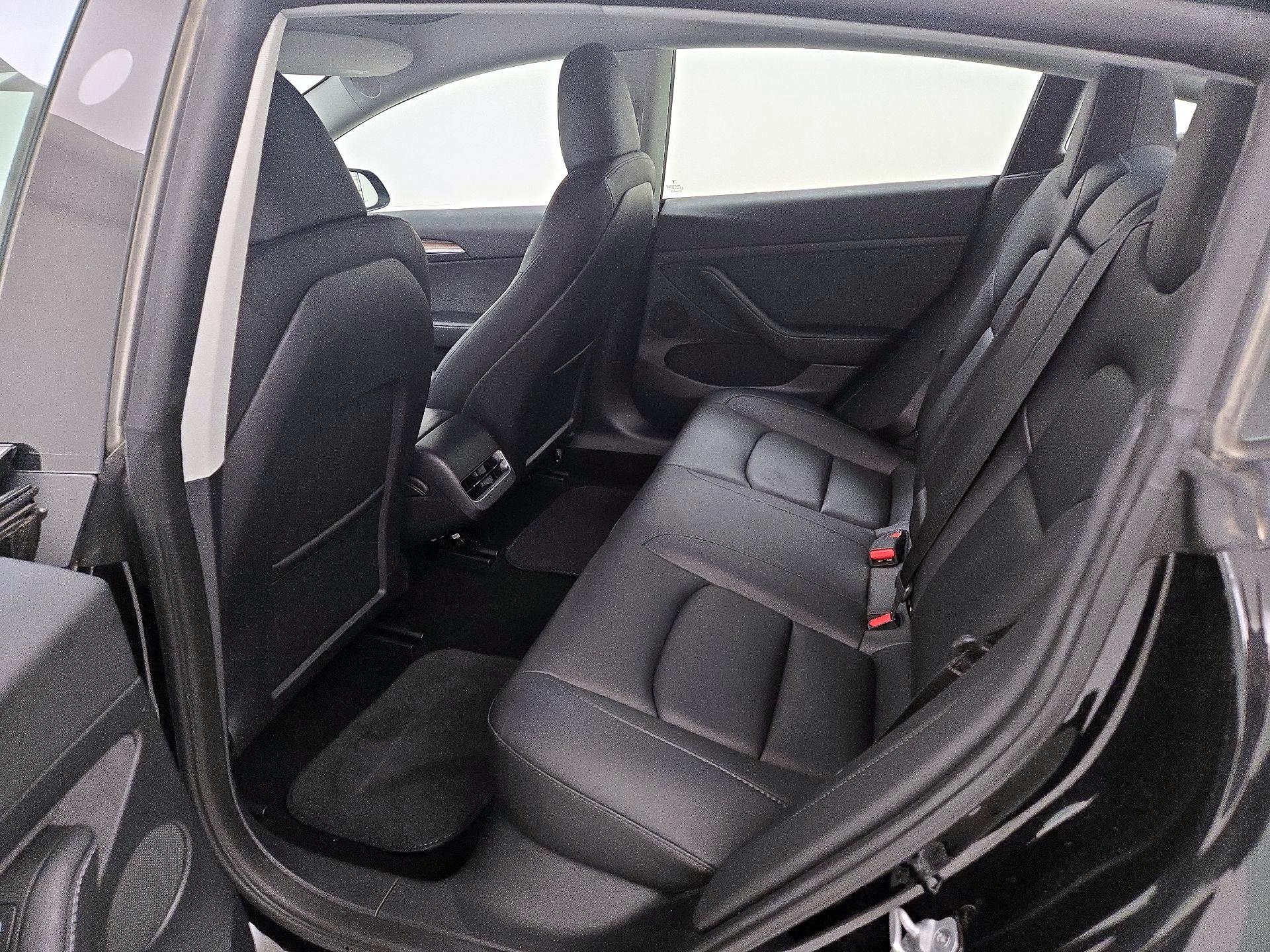 Thumbnail: 2023 Tesla Model 3 - 20