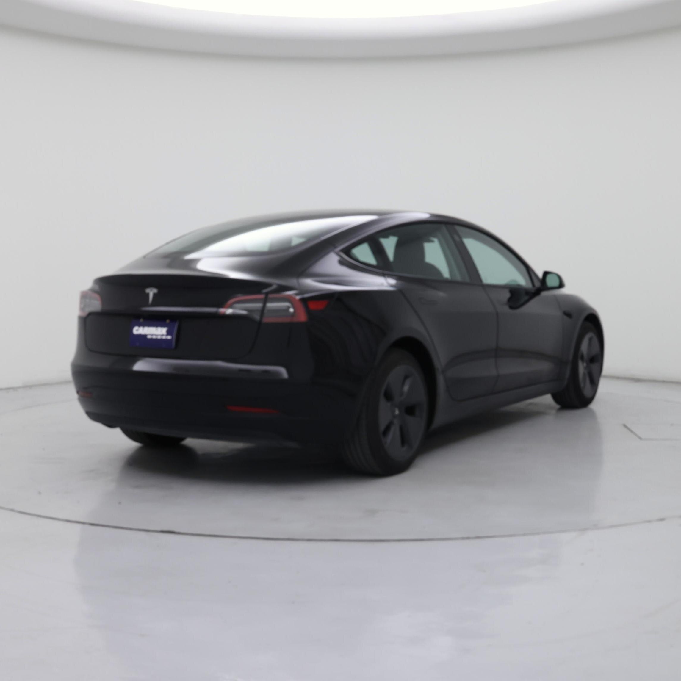 Thumbnail: 2023 Tesla Model 3 - 8
