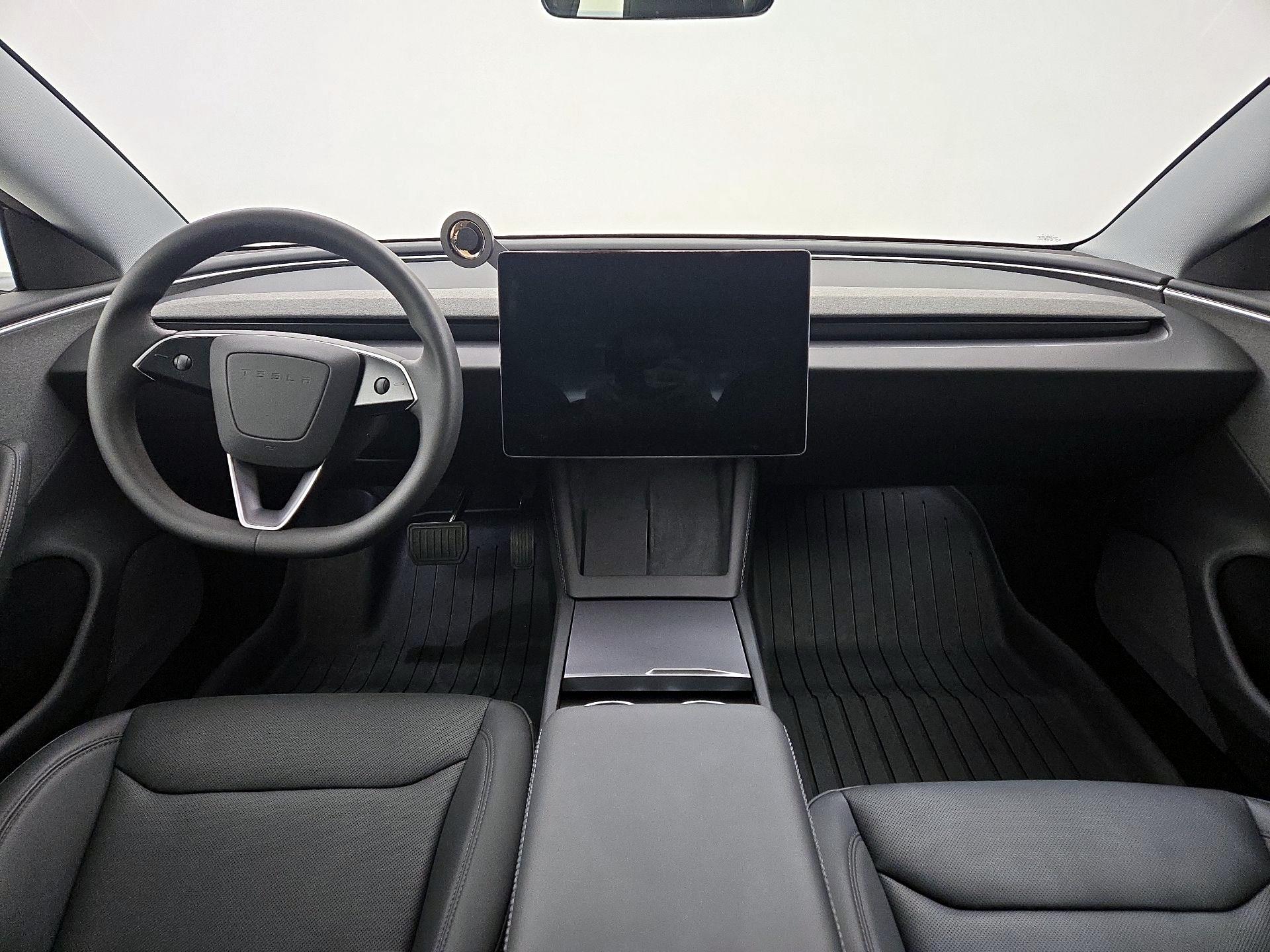 Thumbnail: 2025 Tesla Model 3 - 9