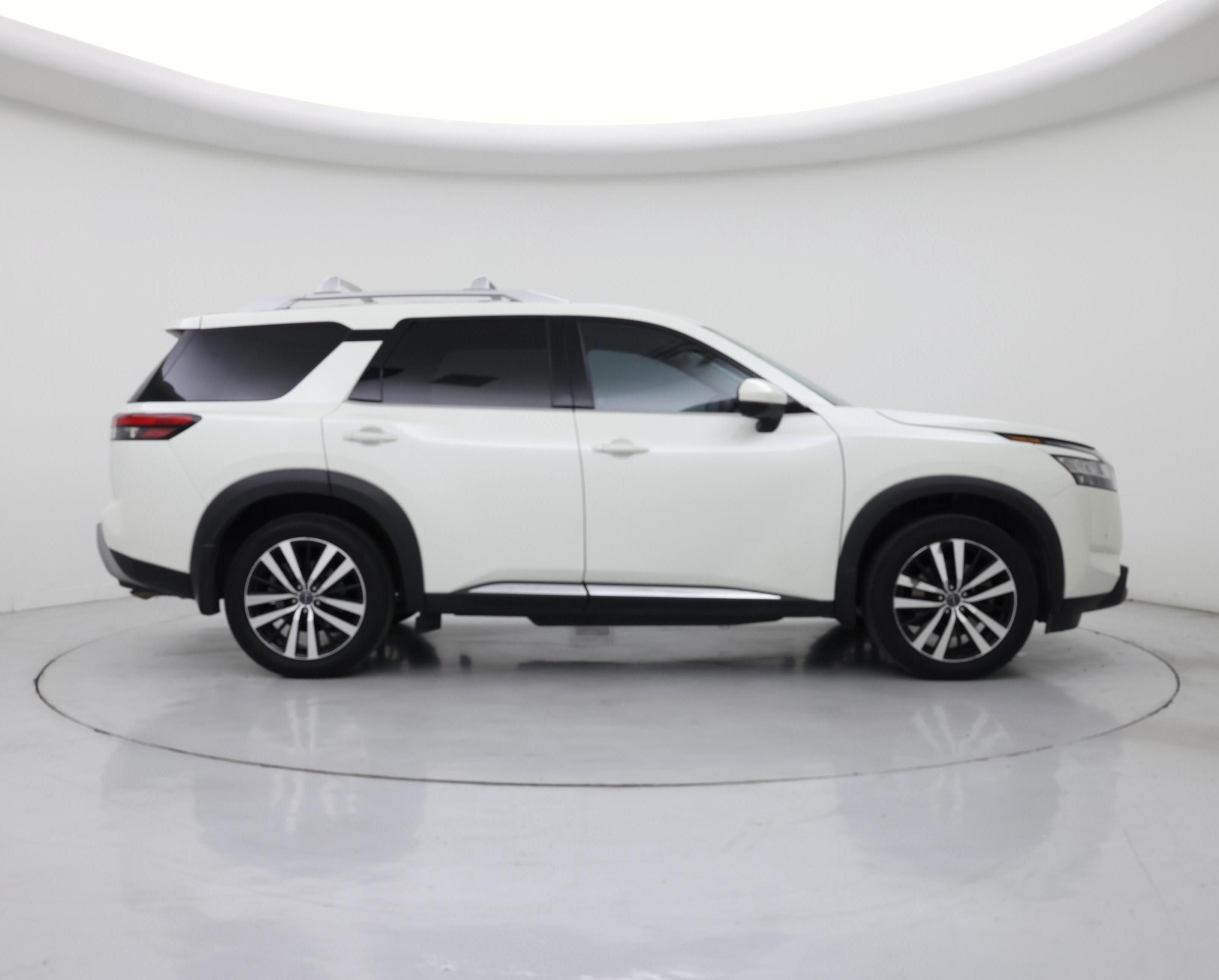 Thumbnail: 2023 Nissan Pathfinder - 7