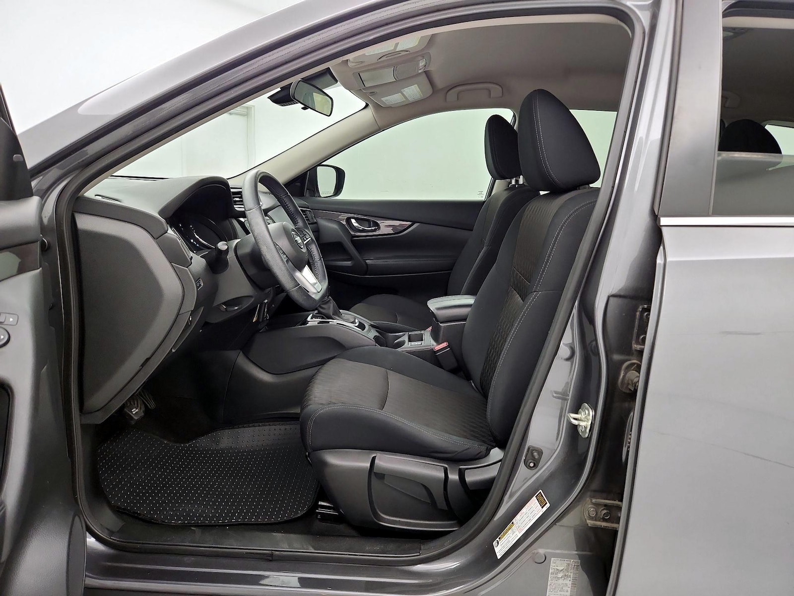 2019 Nissan Rogue S - Photo 12