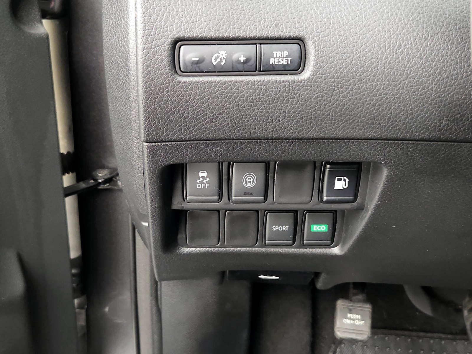 2019 Nissan Rogue S - Photo 14