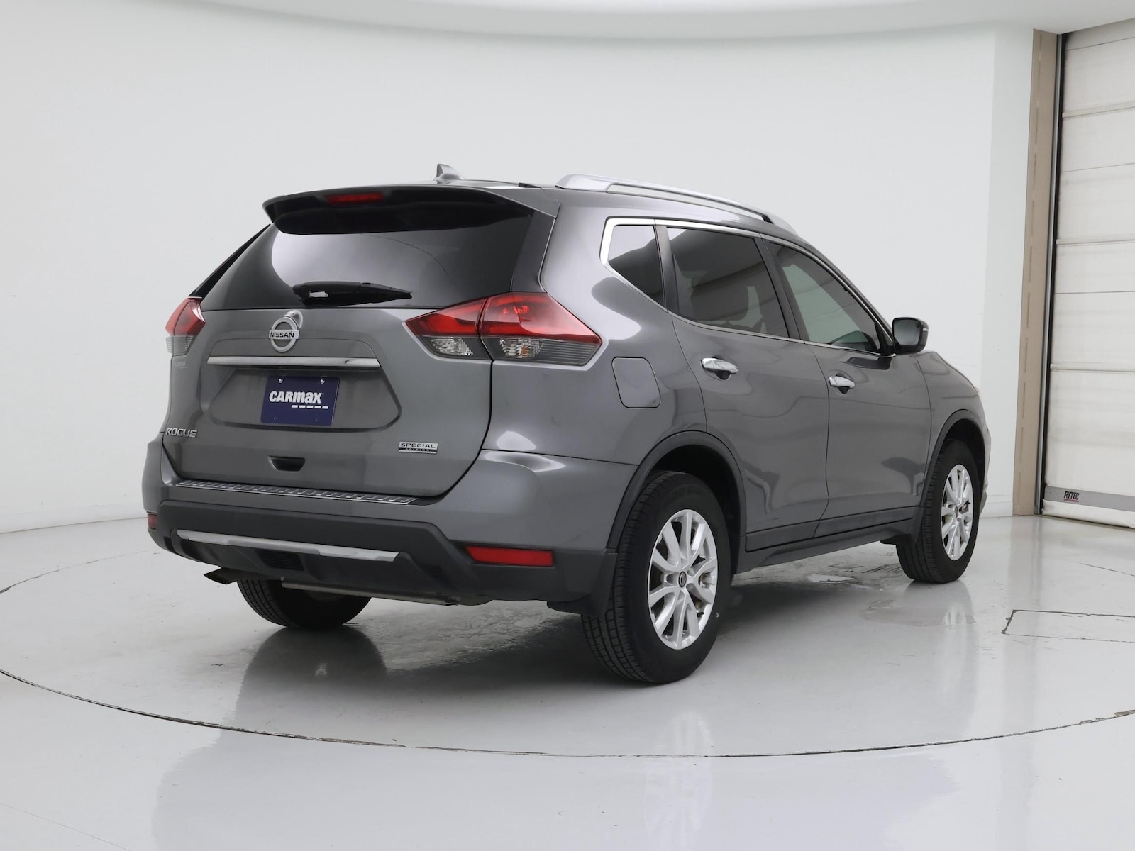 2019 Nissan Rogue S - Photo 9