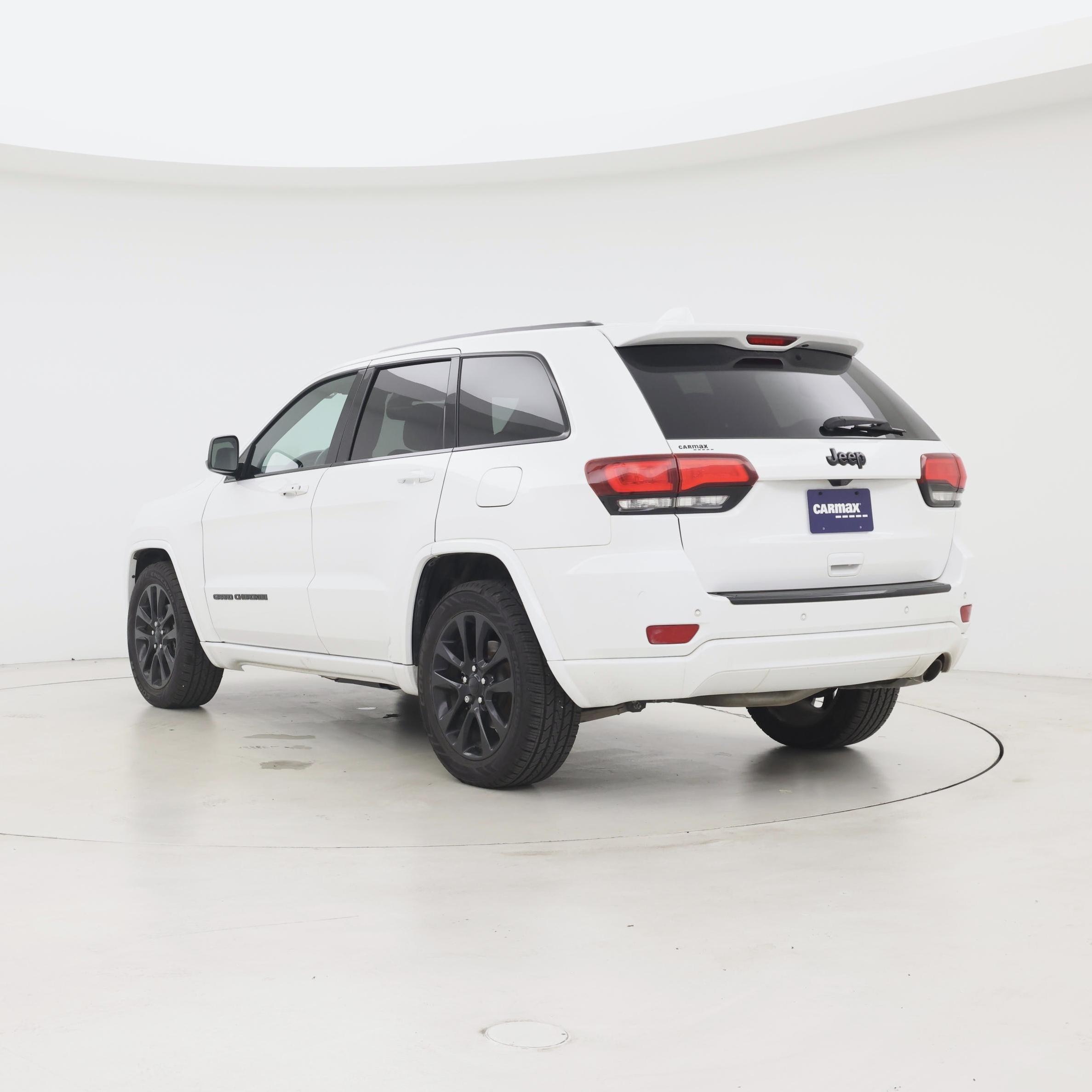 Thumbnail: 2018 Jeep Grand Cherokee - 2