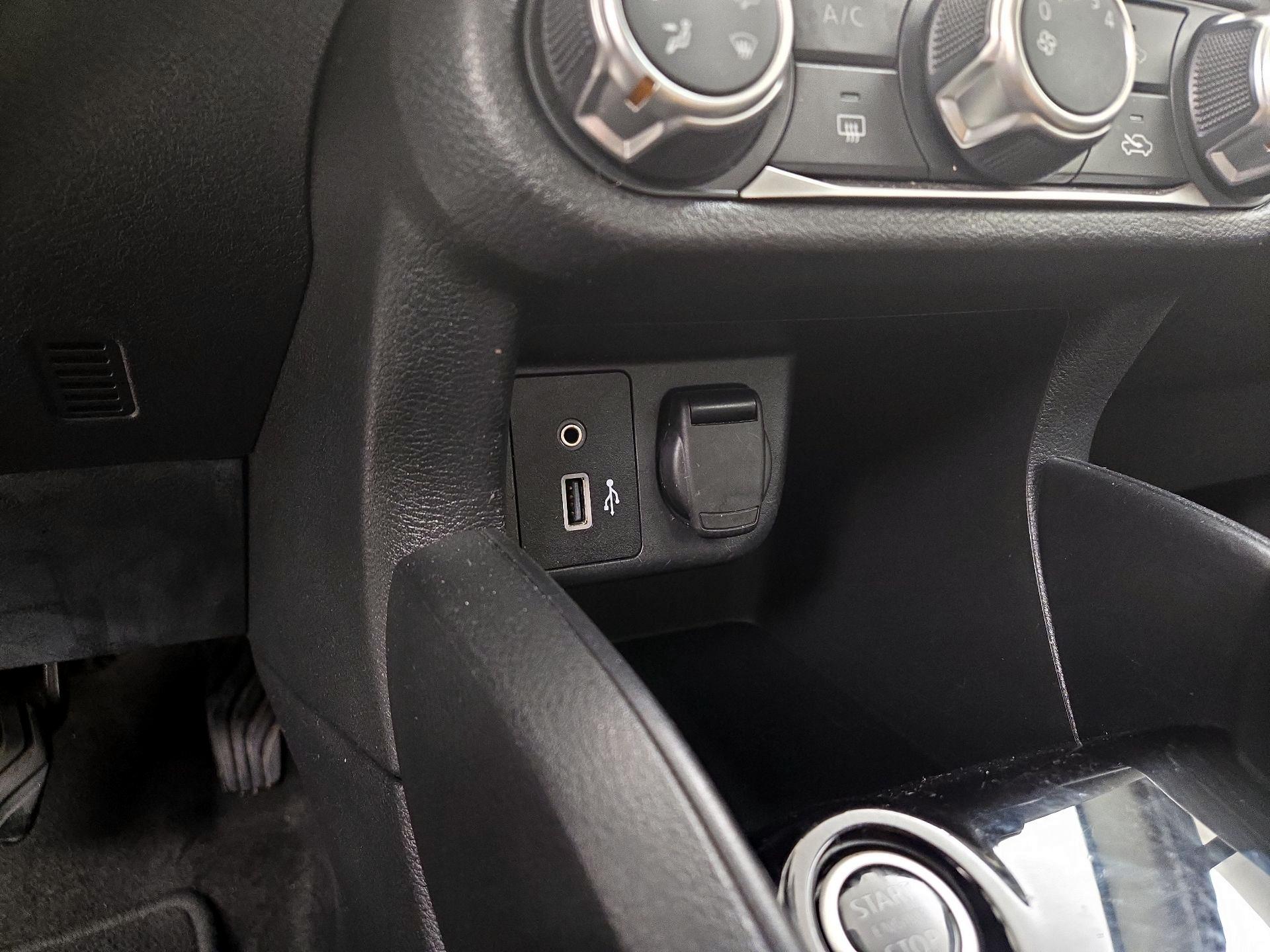 Thumbnail: 2022 Nissan Versa - 18