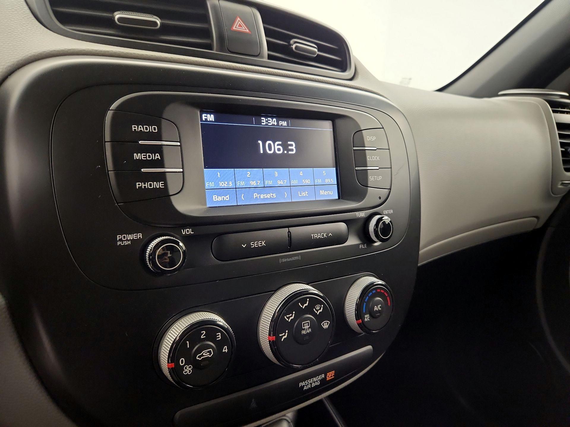 Thumbnail: 2019 Kia Soul - 15