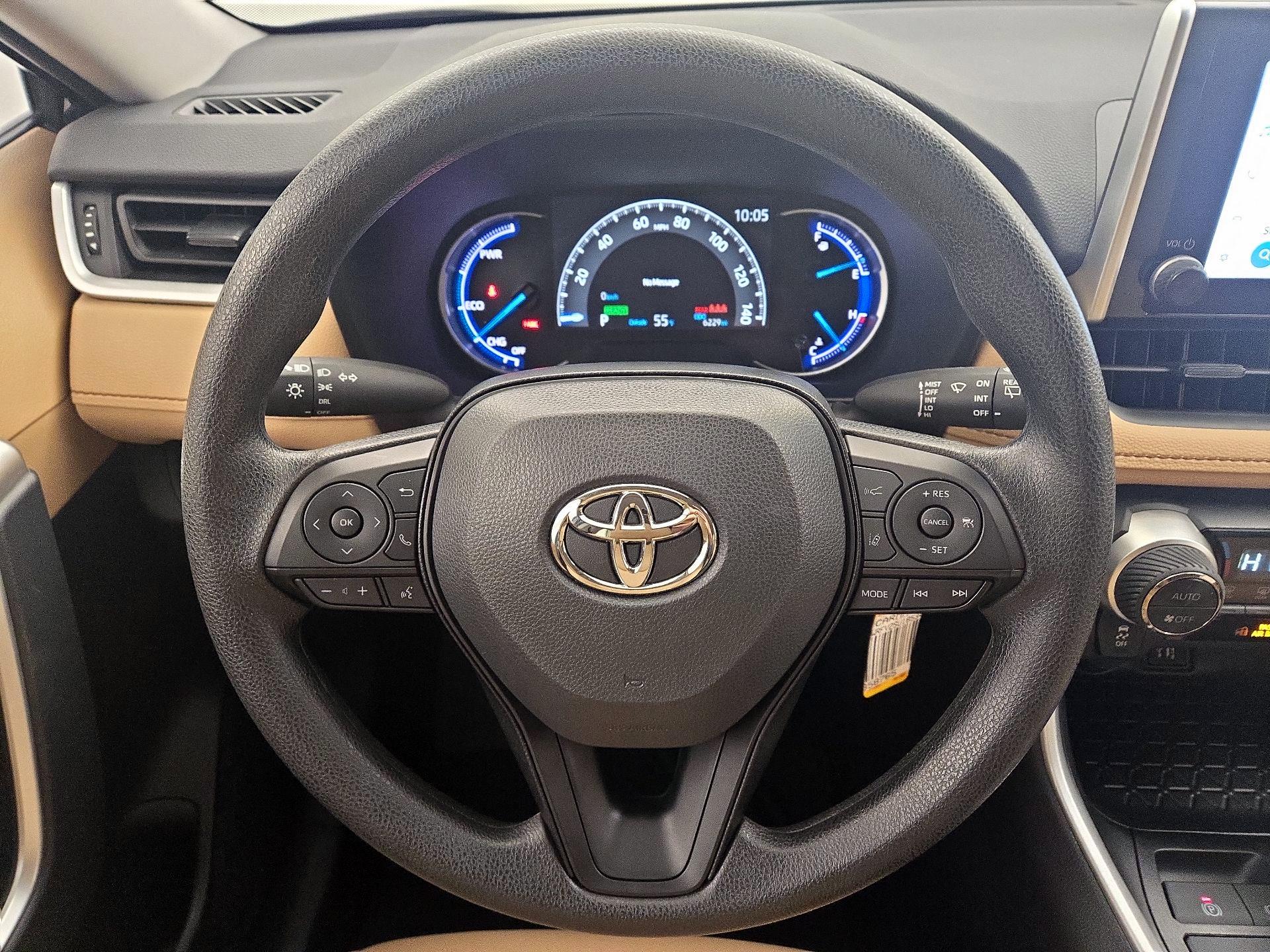 Thumbnail: 2025 Toyota RAV4 - 10