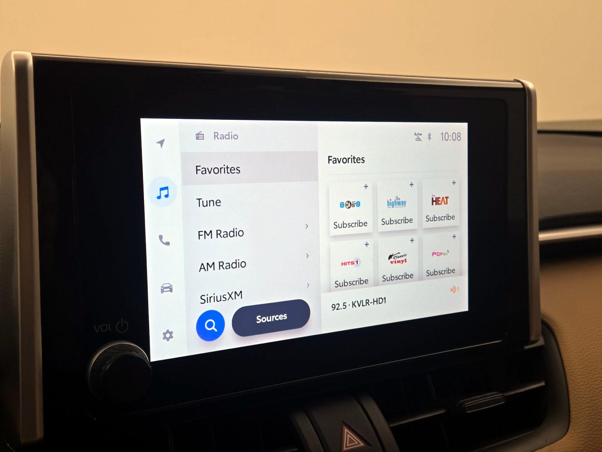 Thumbnail: 2025 Toyota RAV4 - 15