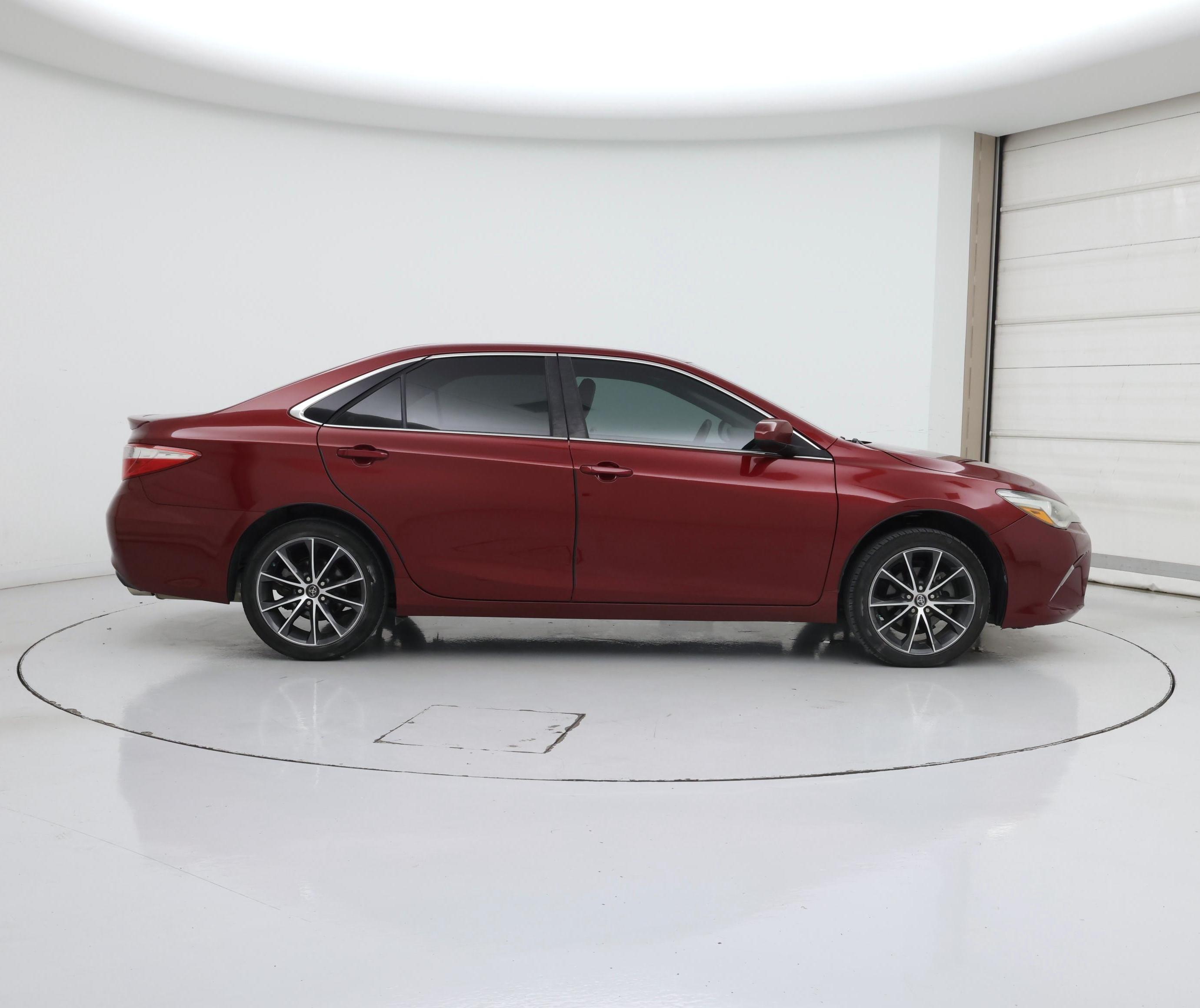 Thumbnail: 2017 Toyota Camry - 7