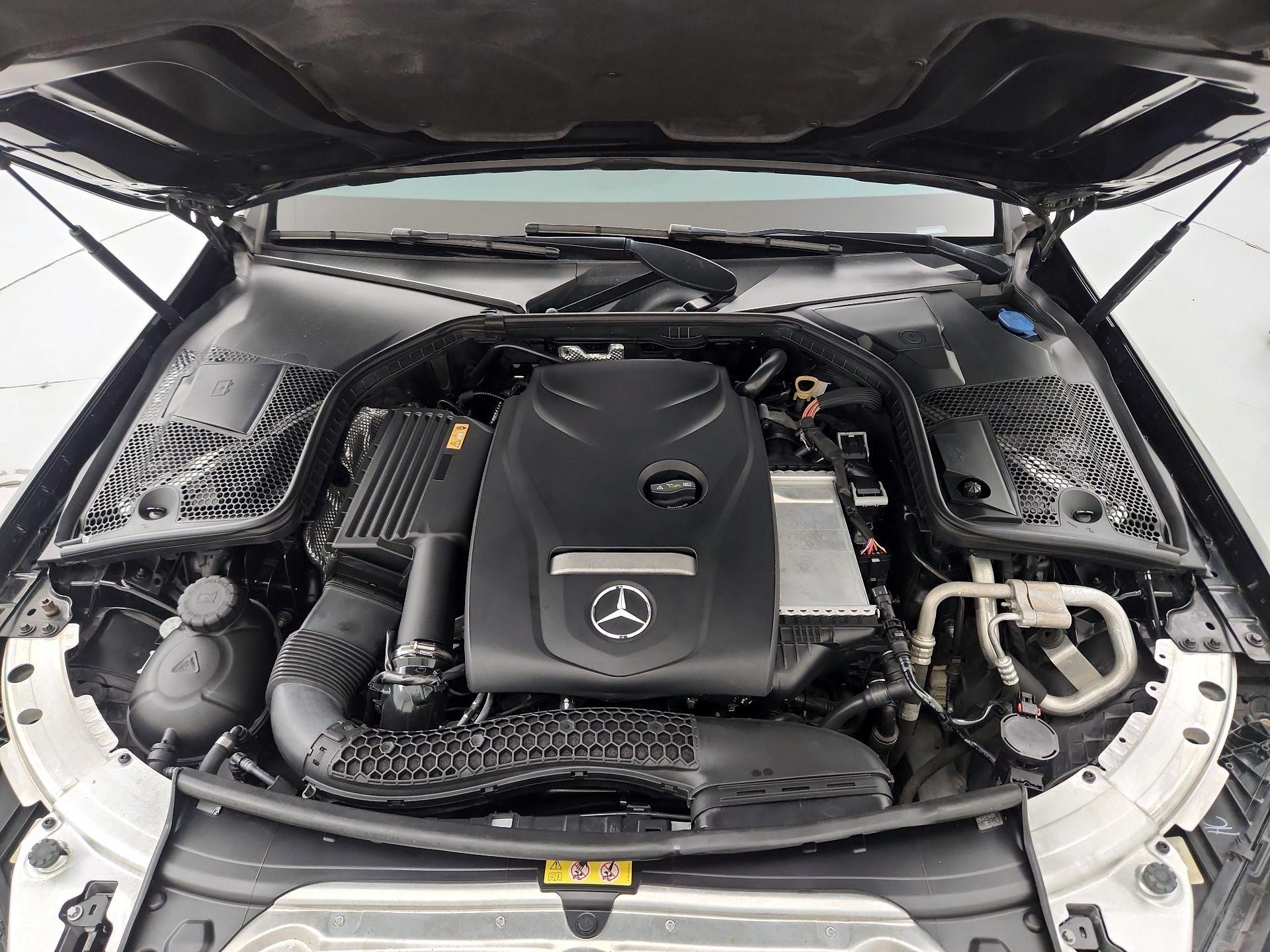 Thumbnail: 2018 Mercedes-Benz C-Class - 20